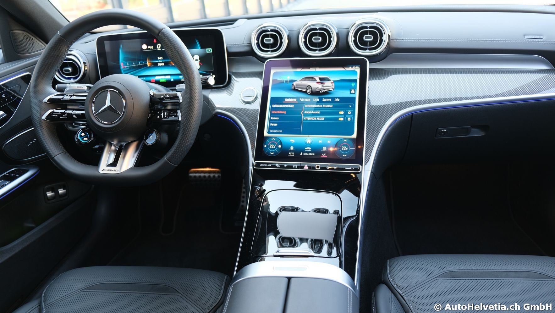 MERCEDES-BENZ C 63 S AMG T E Performance 4 Matic-image-9