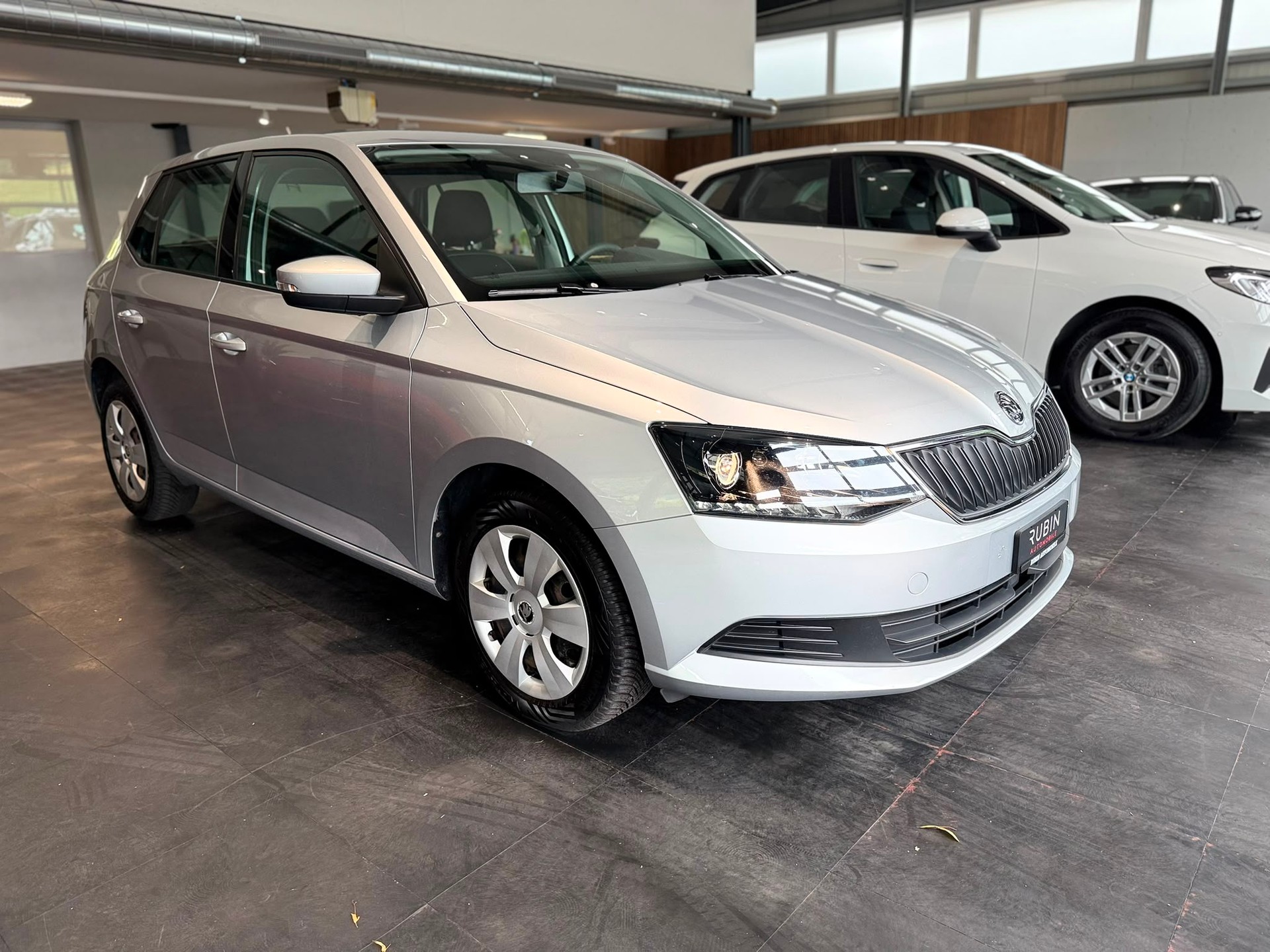 SKODA Fabia 1.4 TDI Ambition-image-5