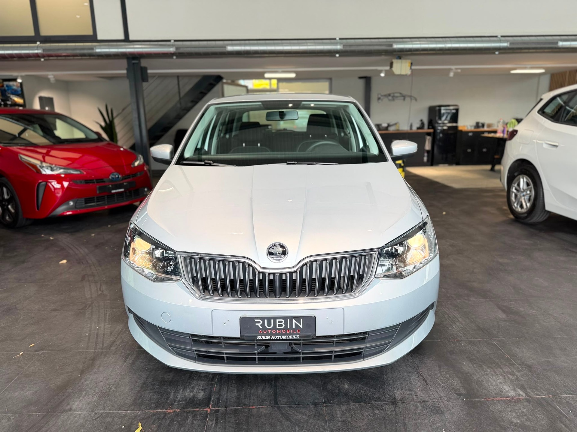 SKODA Fabia 1.4 TDI Ambition-image-6