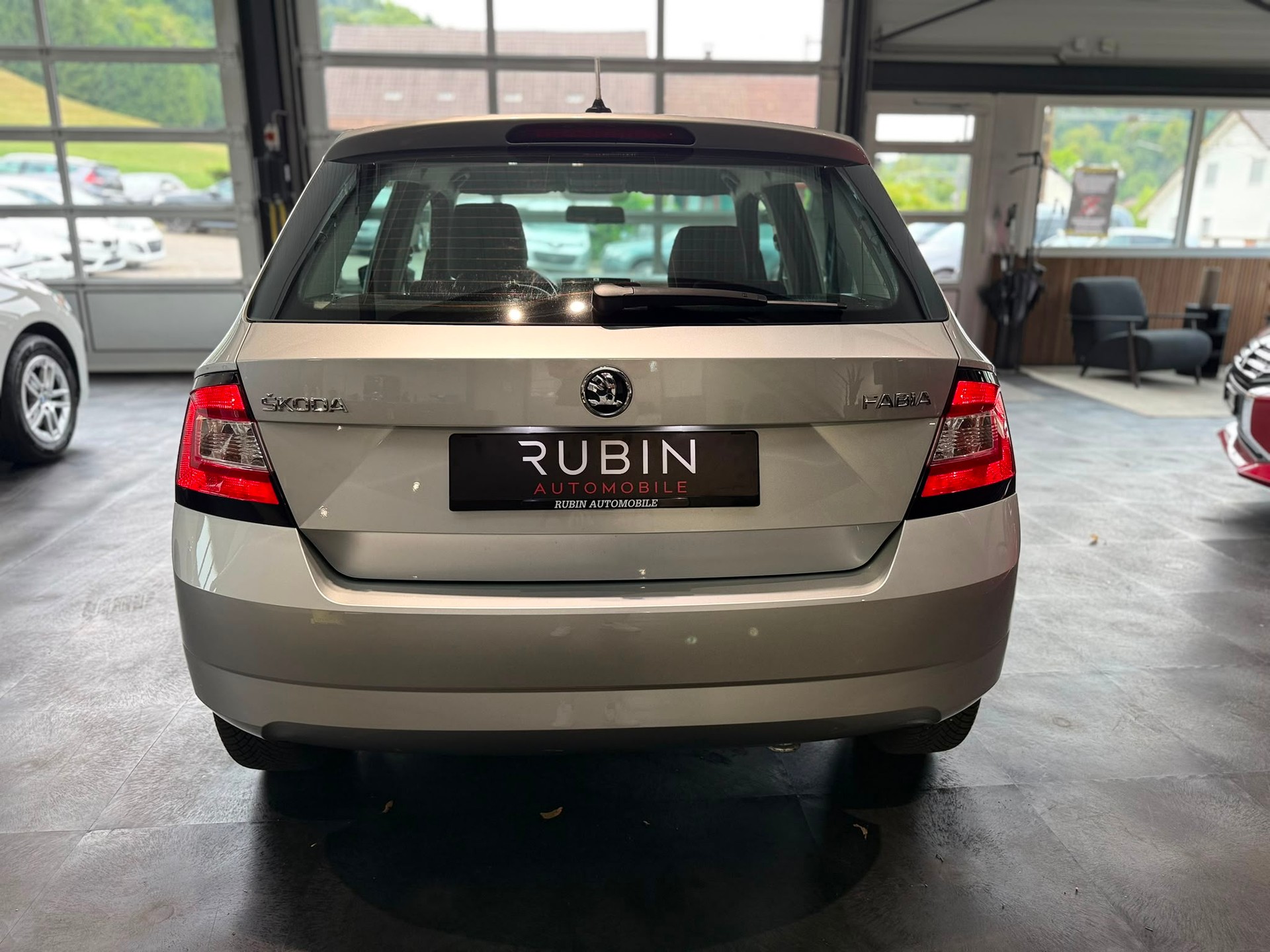 SKODA Fabia 1.4 TDI Ambition-image-2