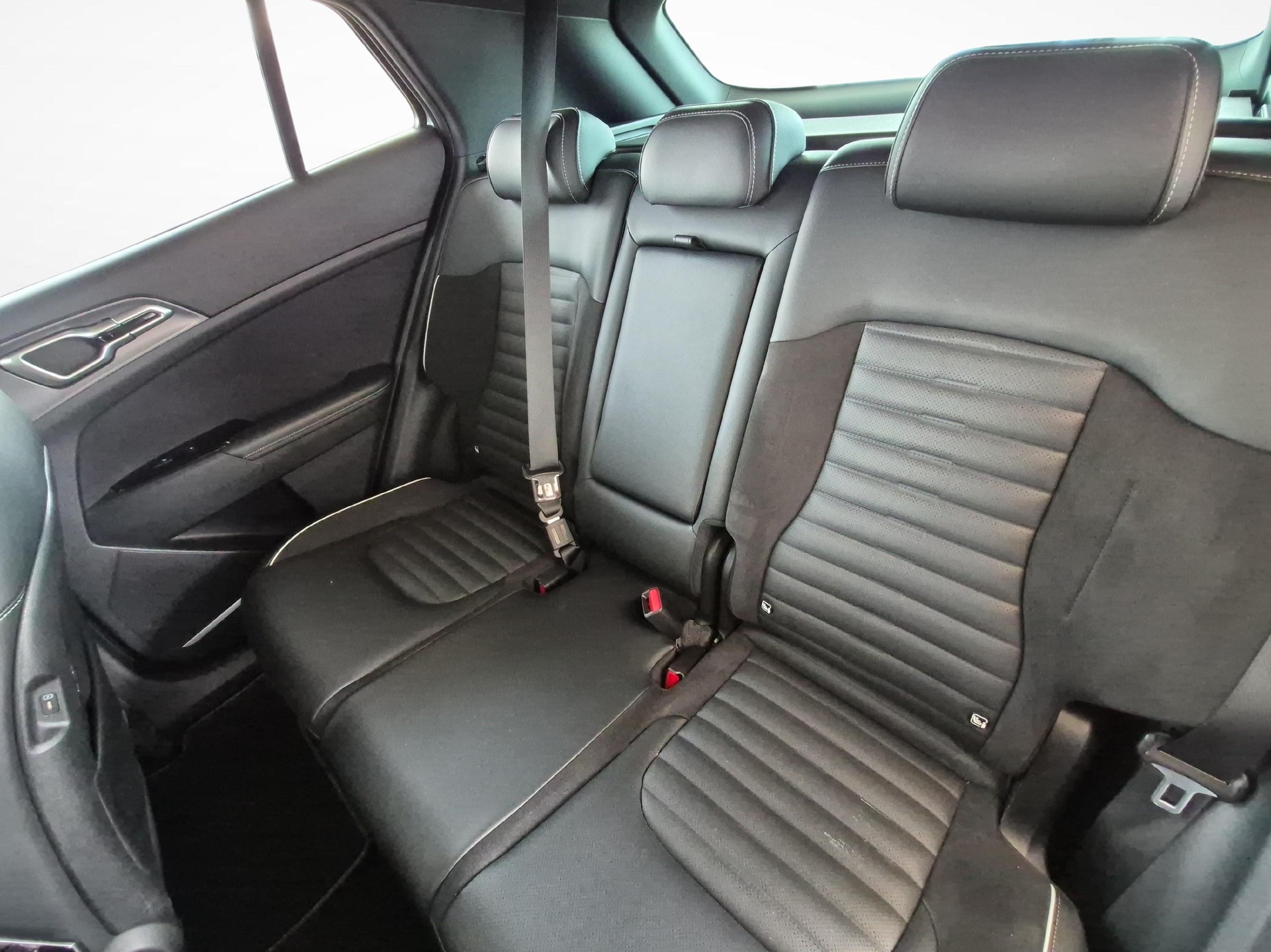KIA Sportage 1.6 T-GDi PHEV GT-Line-image-11