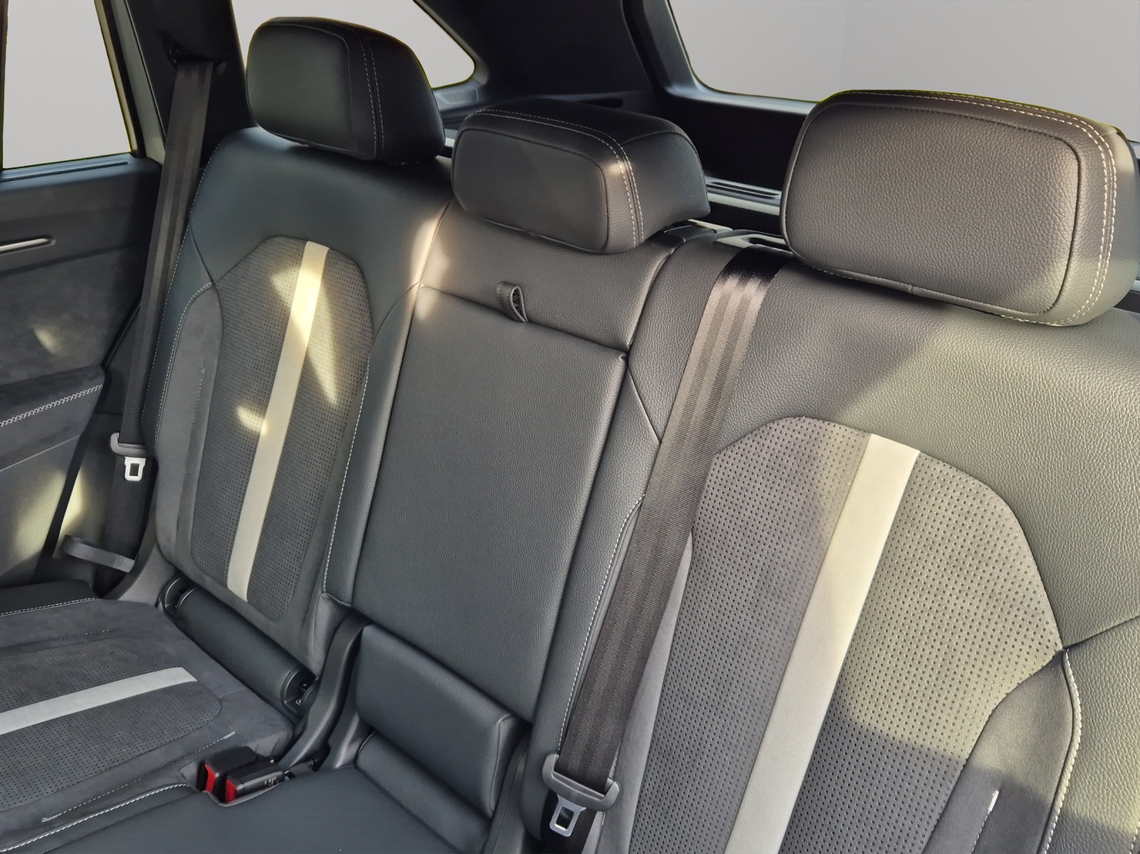 SKODA Kodiaq 2.0 TSI Sportline 4x4-image-8