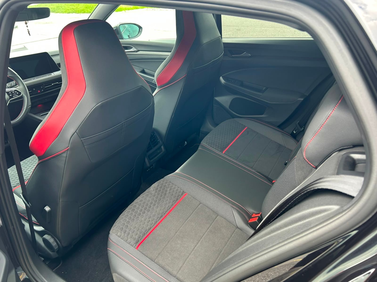 VW 2.0TSI 8 GTI-image-6