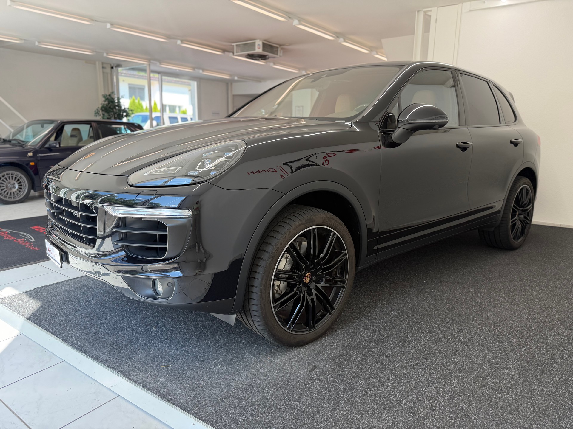 PORSCHE Cayenne 4.2 V8 TDI S TipT-image-6