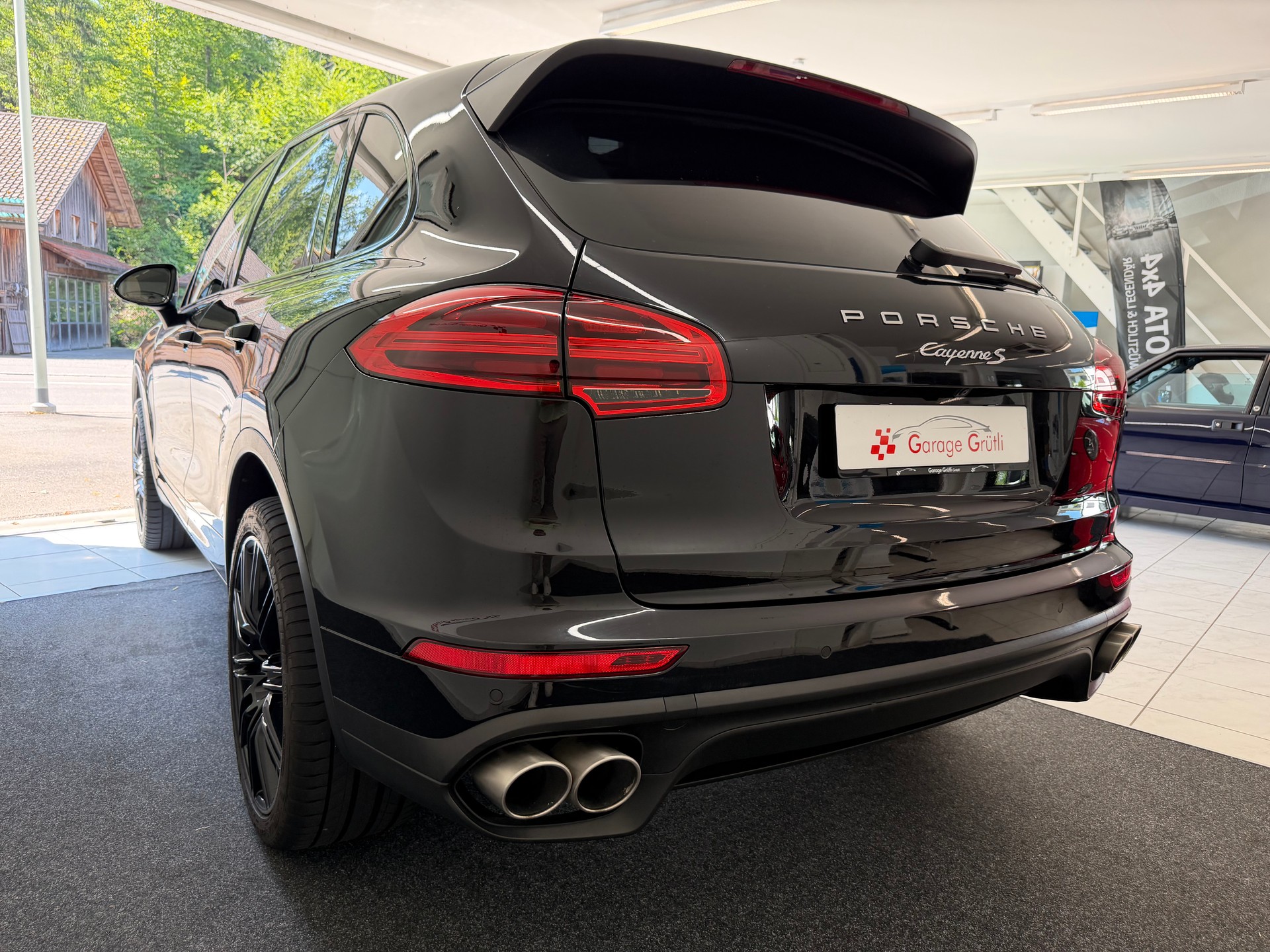 PORSCHE Cayenne 4.2 V8 TDI S TipT-image-21