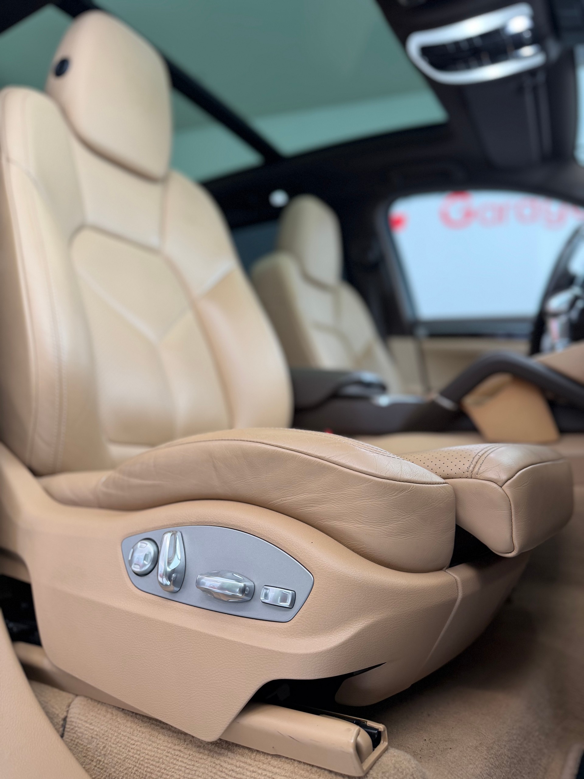 PORSCHE Cayenne 4.2 V8 TDI S TipT-image-12