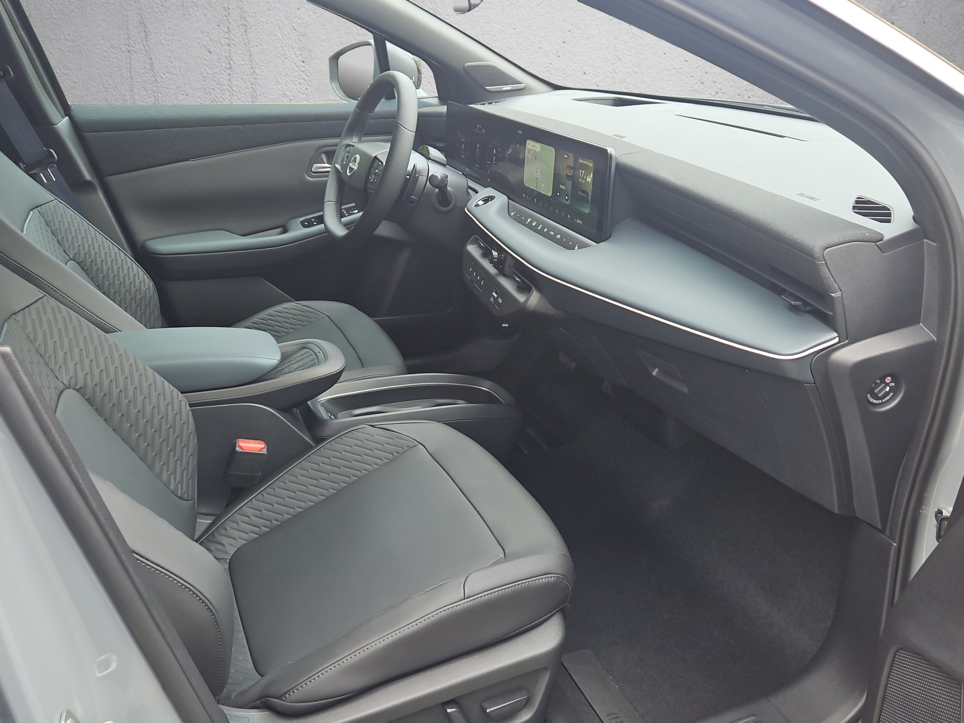 NISSAN 75 kWh Evolve-image-19