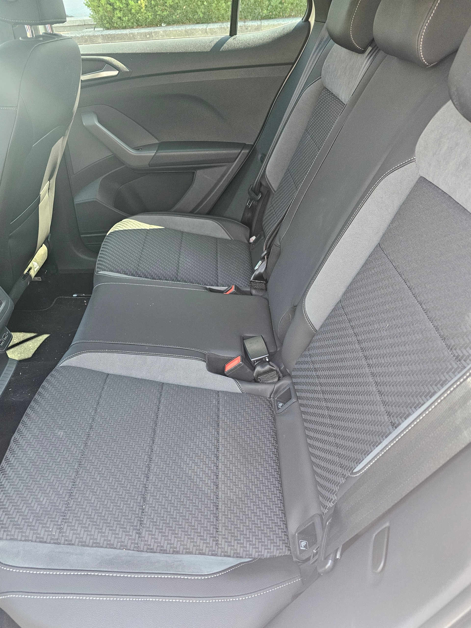 VW 1.0 TSI 115 Life DSG-image-5
