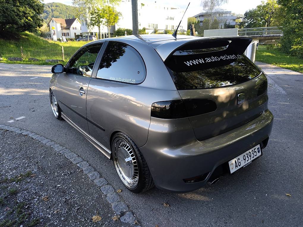 SEAT IBIZA-image-4
