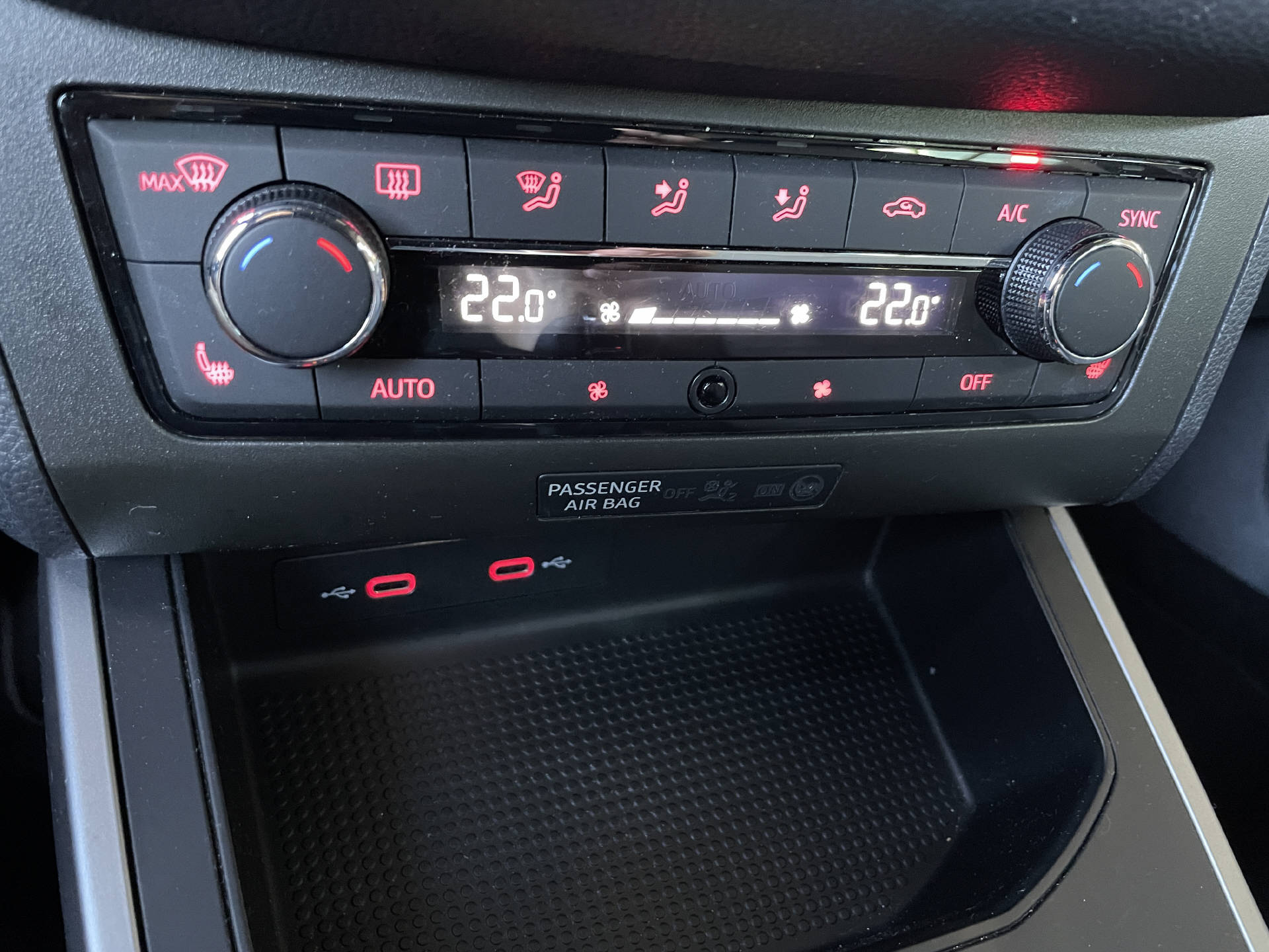 SEAT Arona 1.5 TSI FR DSG-image-15