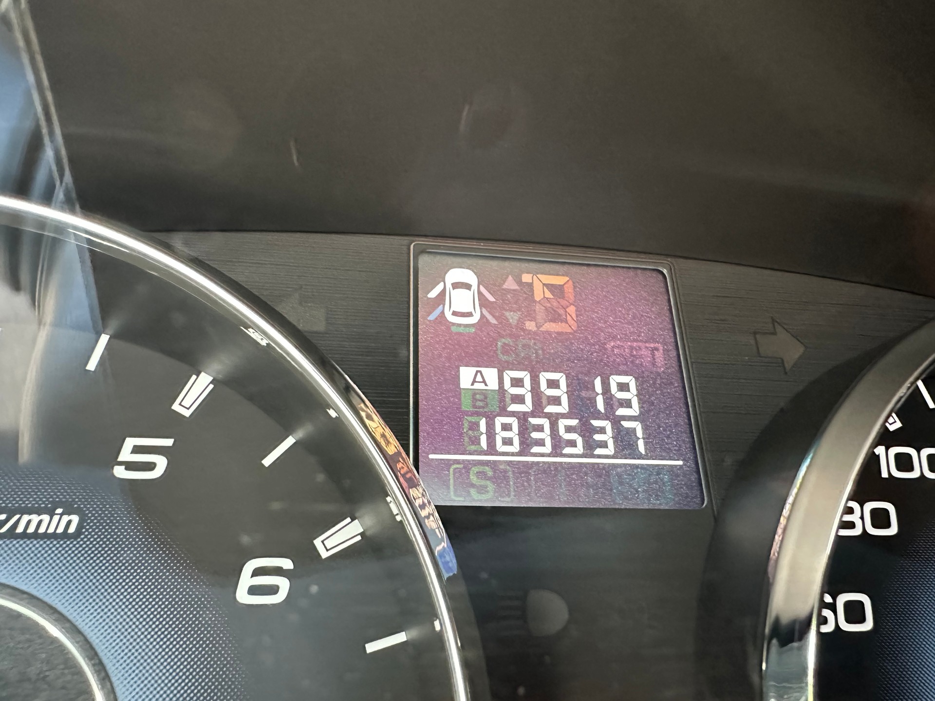 SUBARU Legacy 2.0i Limited AWD-image-11