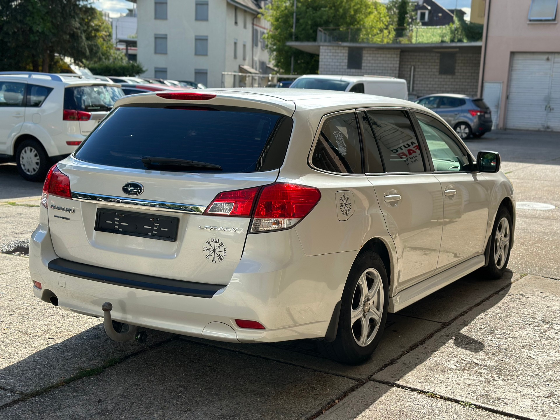 SUBARU Legacy 2.0i Limited AWD-image-2