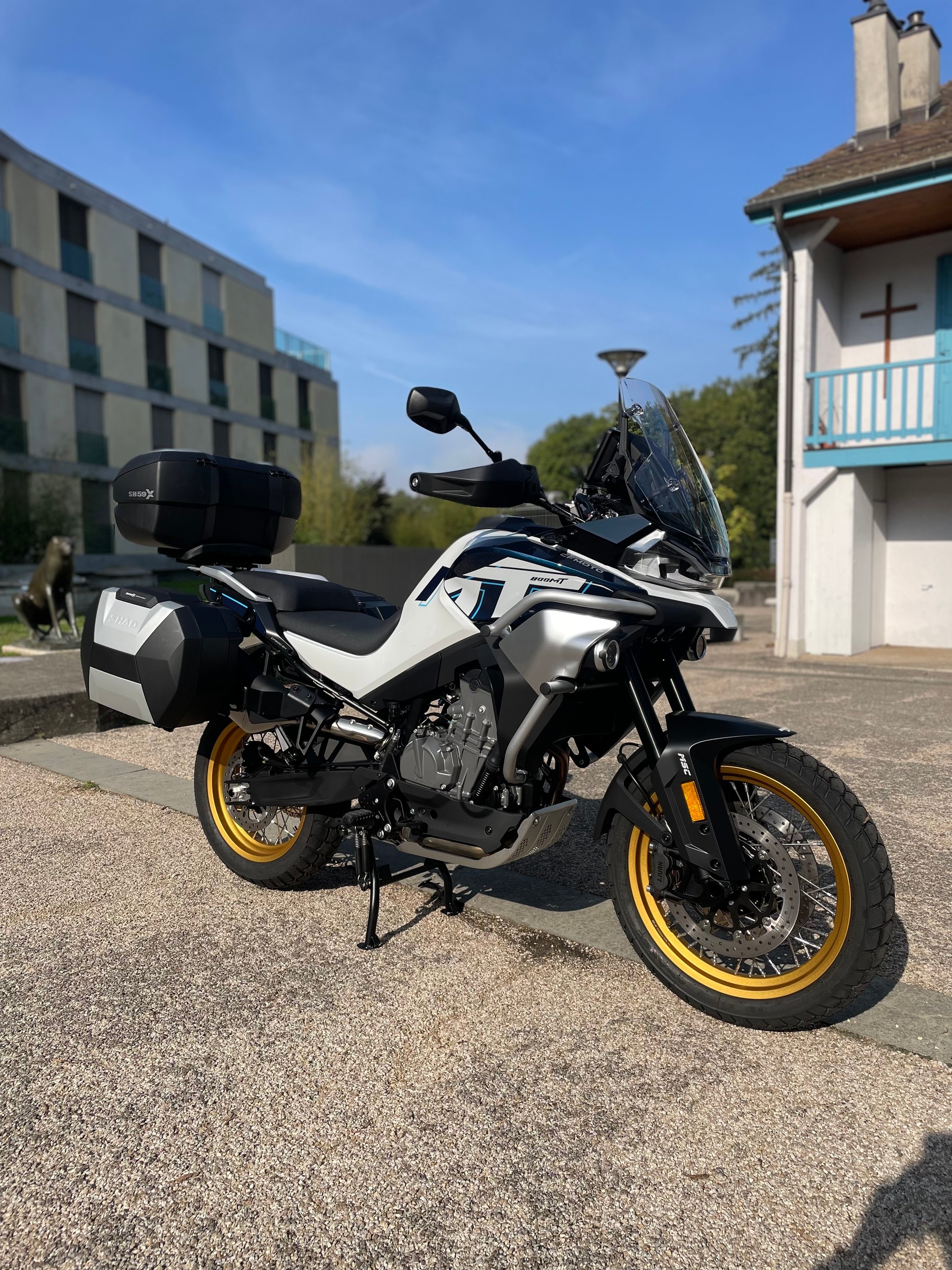CF MOTO 800 MT Explorer
