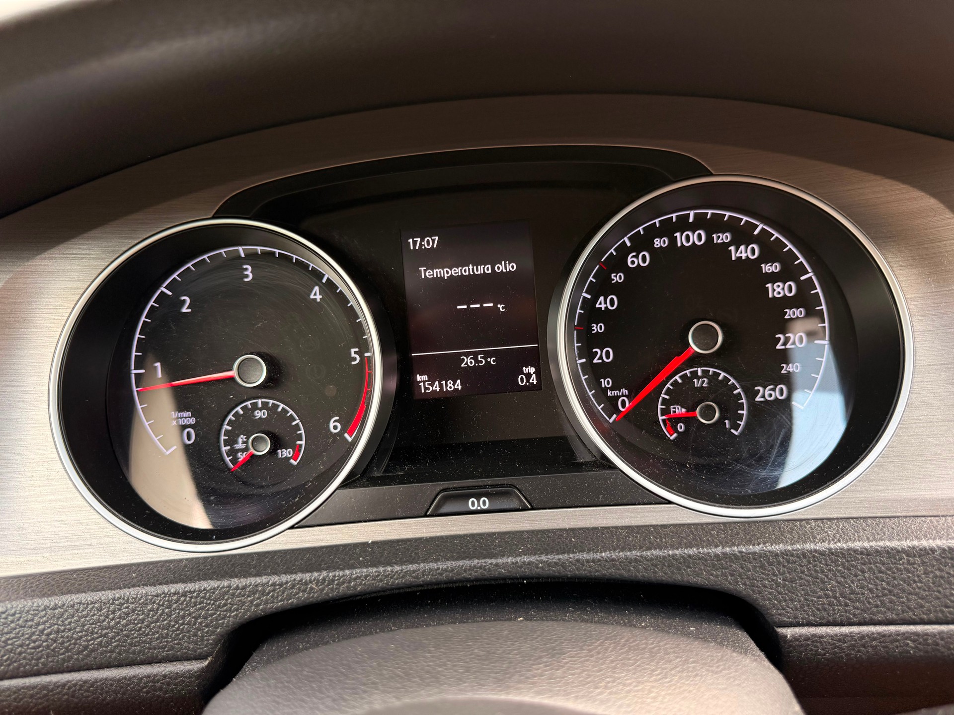 VW Golf Variant 1.6 TDI Allstar 4Motion-image-9
