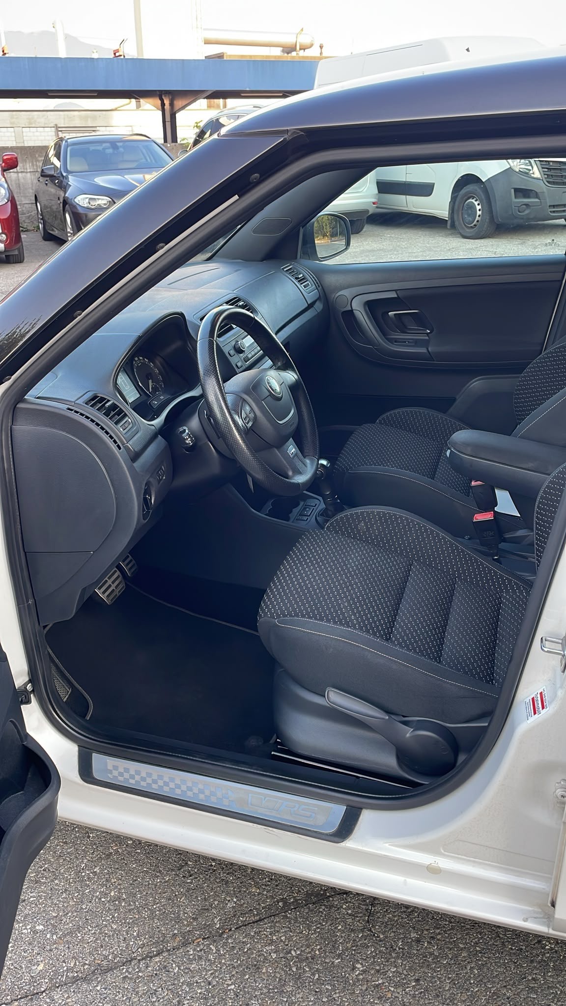 SKODA Fabia 1.2 TSI Monte Carlo-image-8