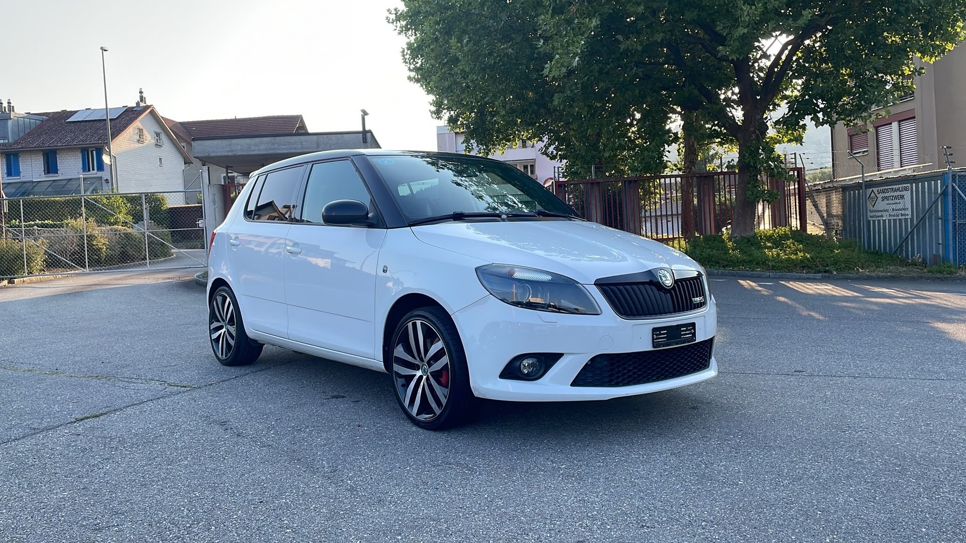 SKODA Fabia 1.2 TSI Monte Carlo-image-0