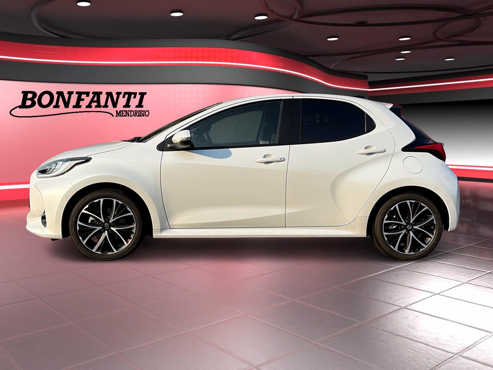 TOYOTA Yaris 1.5 VVT-i HSD Trend-image-3
