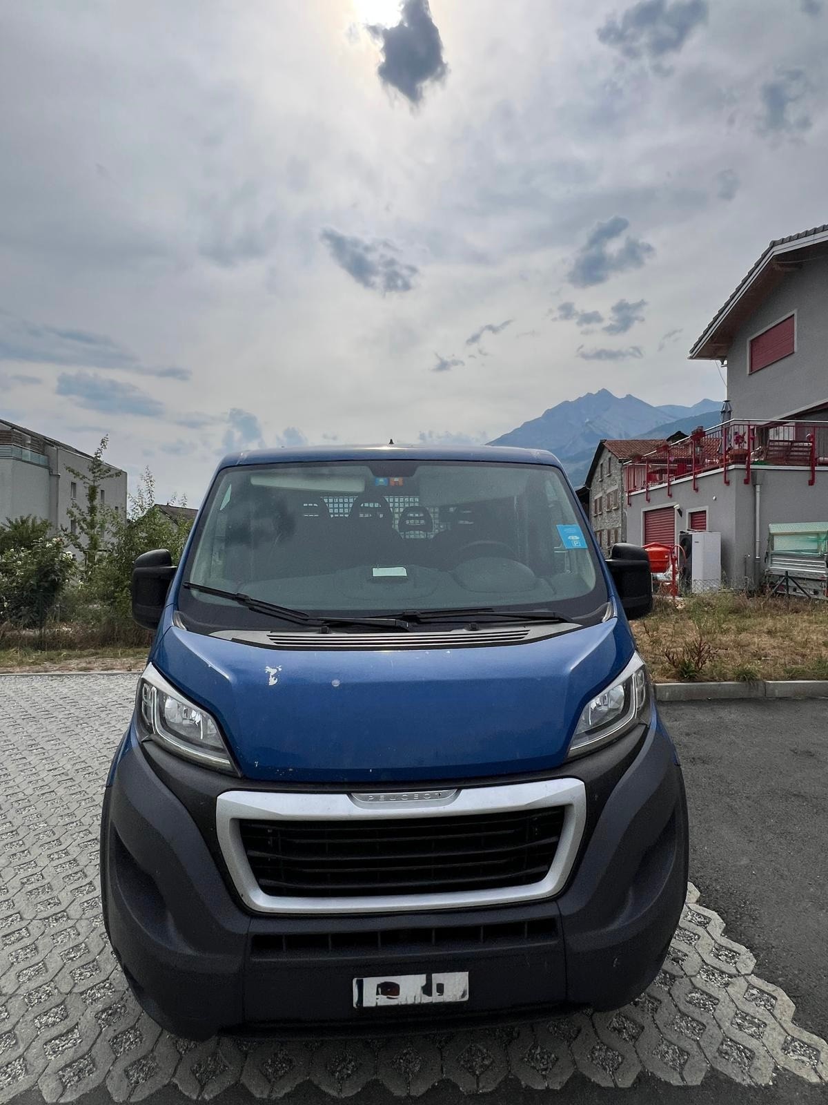 PEUGEOT Boxer 2.0 HDI 435 Active L3-image-0