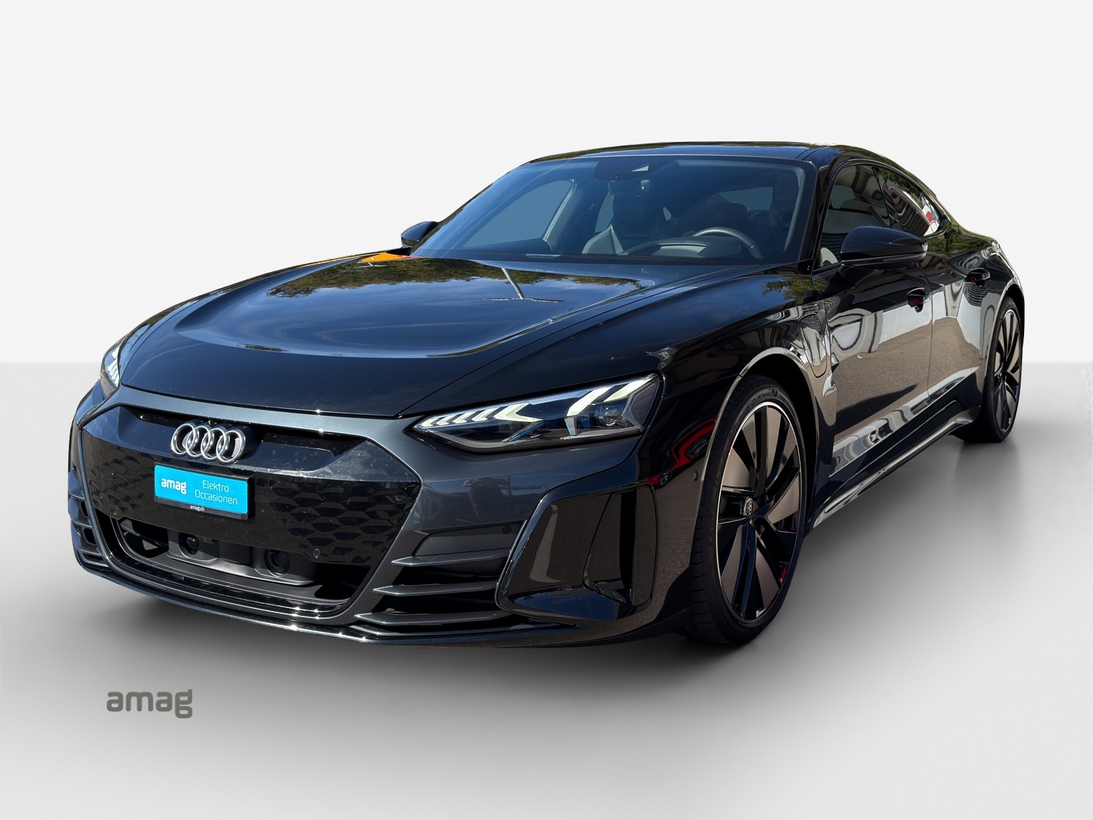 AUDI e-tron GT quattro