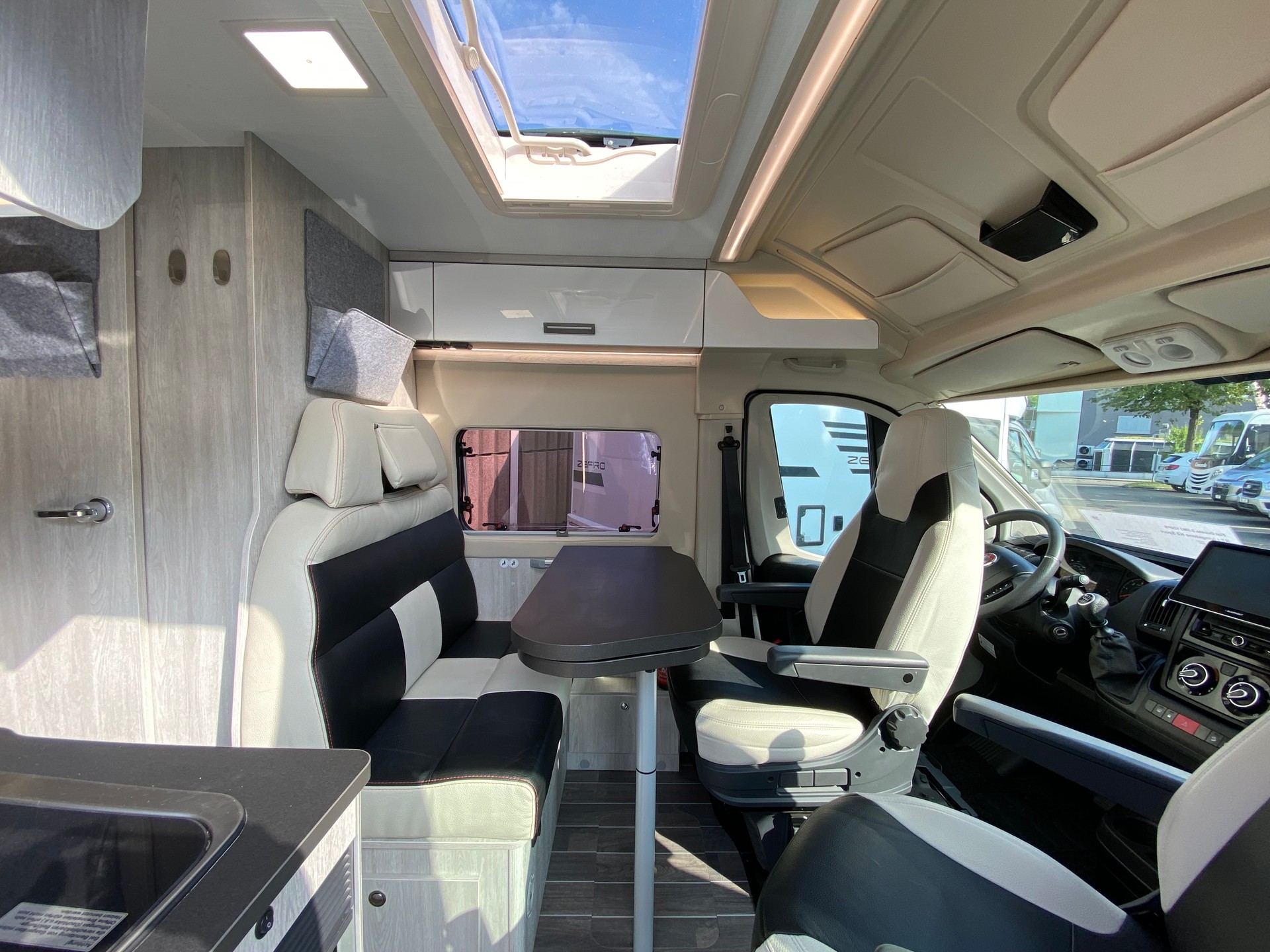 ROLLER TEAM Livingstone K2 Sport, Fiat Ducato 2.3MJ-image-5