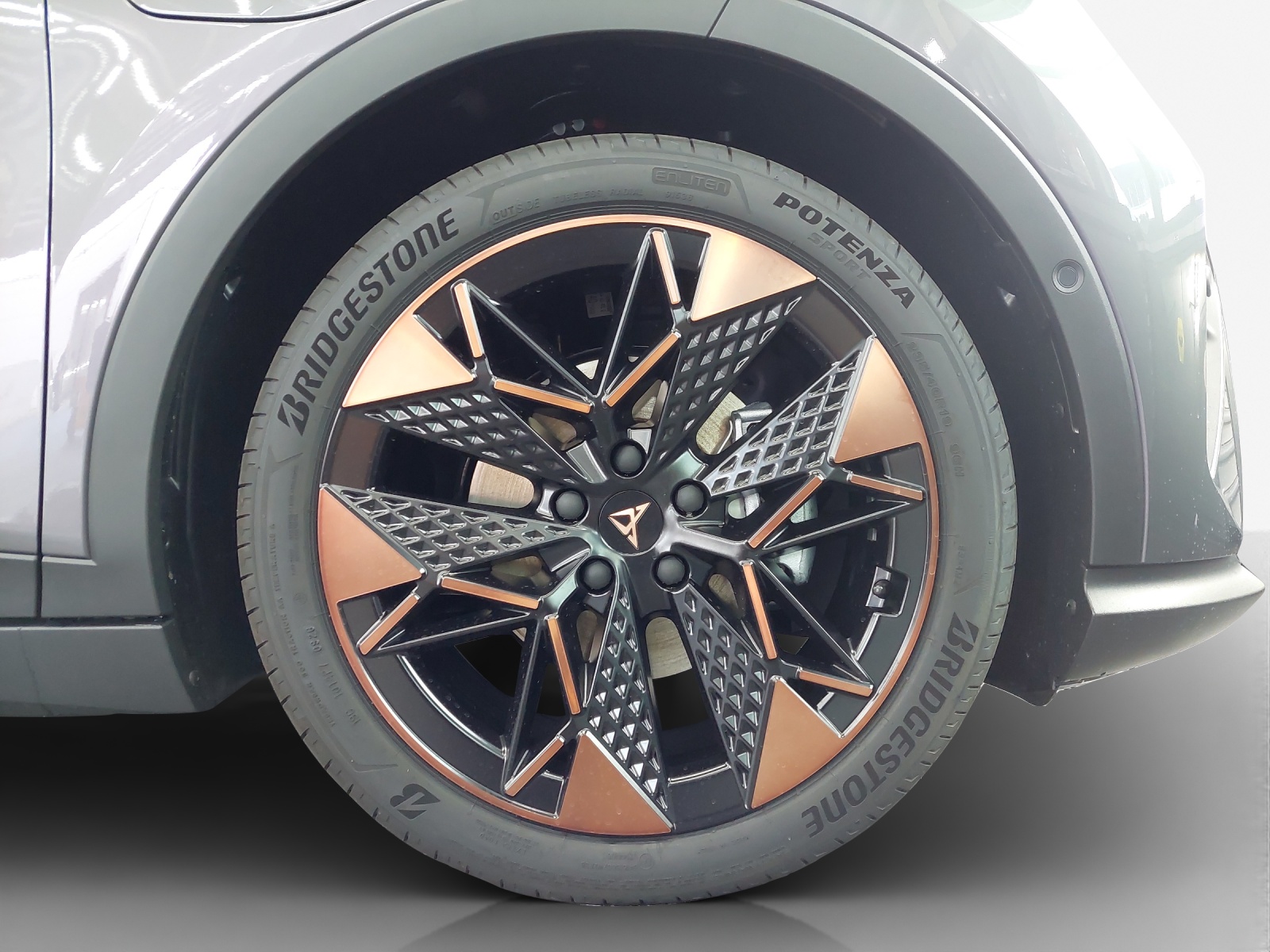 CUPRA Raval 52 kWh Dynamic+ Launch Edition-image-15