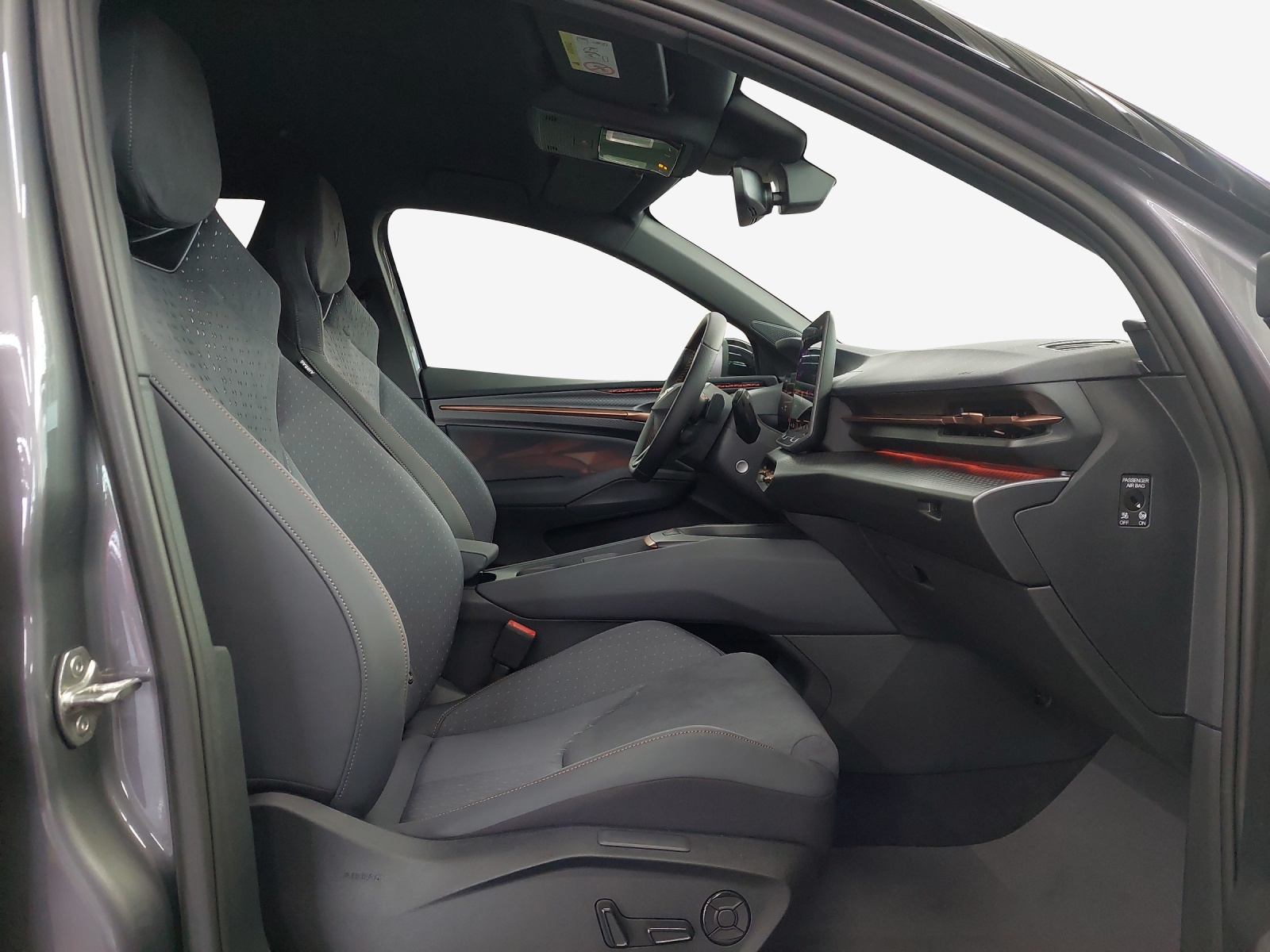 CUPRA Raval 52 kWh Dynamic+ Launch Edition-image-14