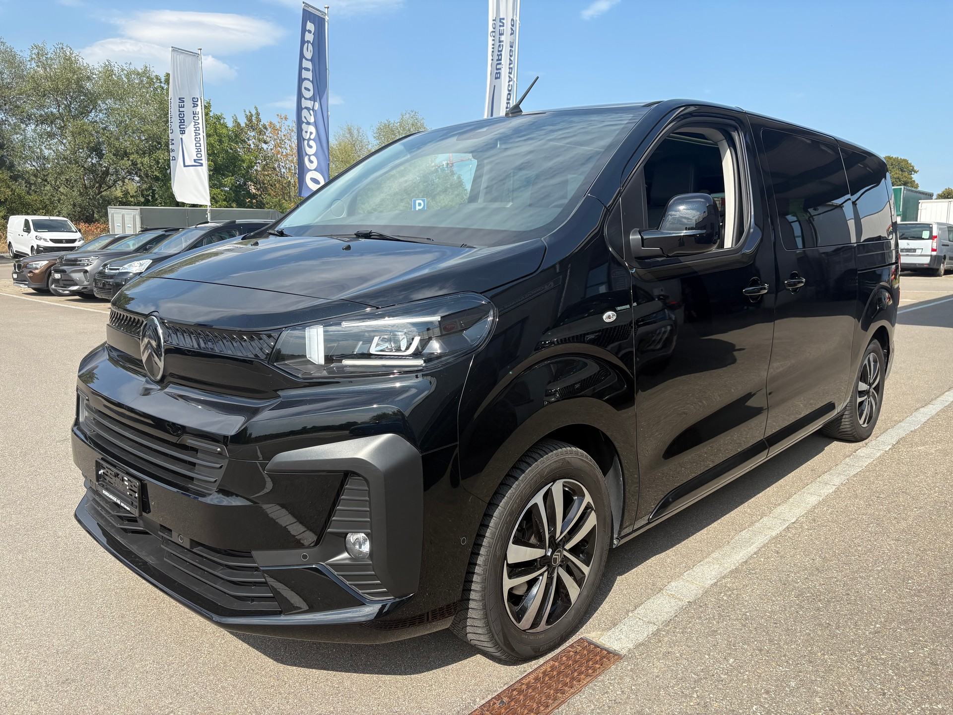 CITROEN Spacetourer M 2.0 BlueHDi 180 Max S/S-image-2