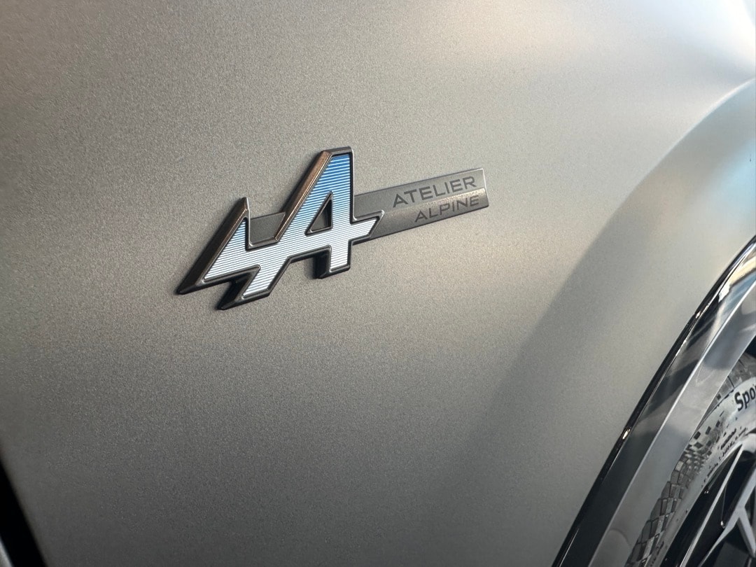 RENAULT Rafale 1.2 E-Tech Plug-in Hybrid 300 4x4 Atelier Alpine-image-4
