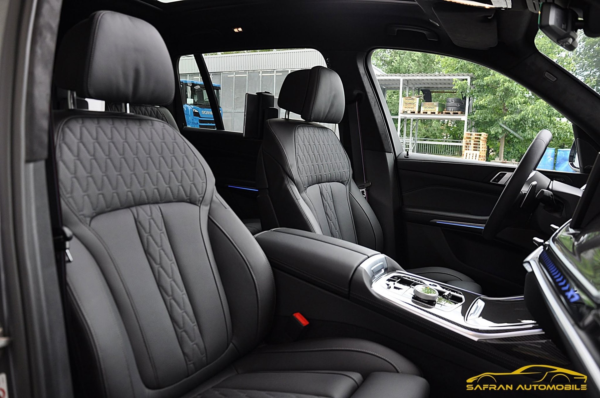 BMW X7 xDrive 48V 40d M Sport Pro Steptronic-image-9