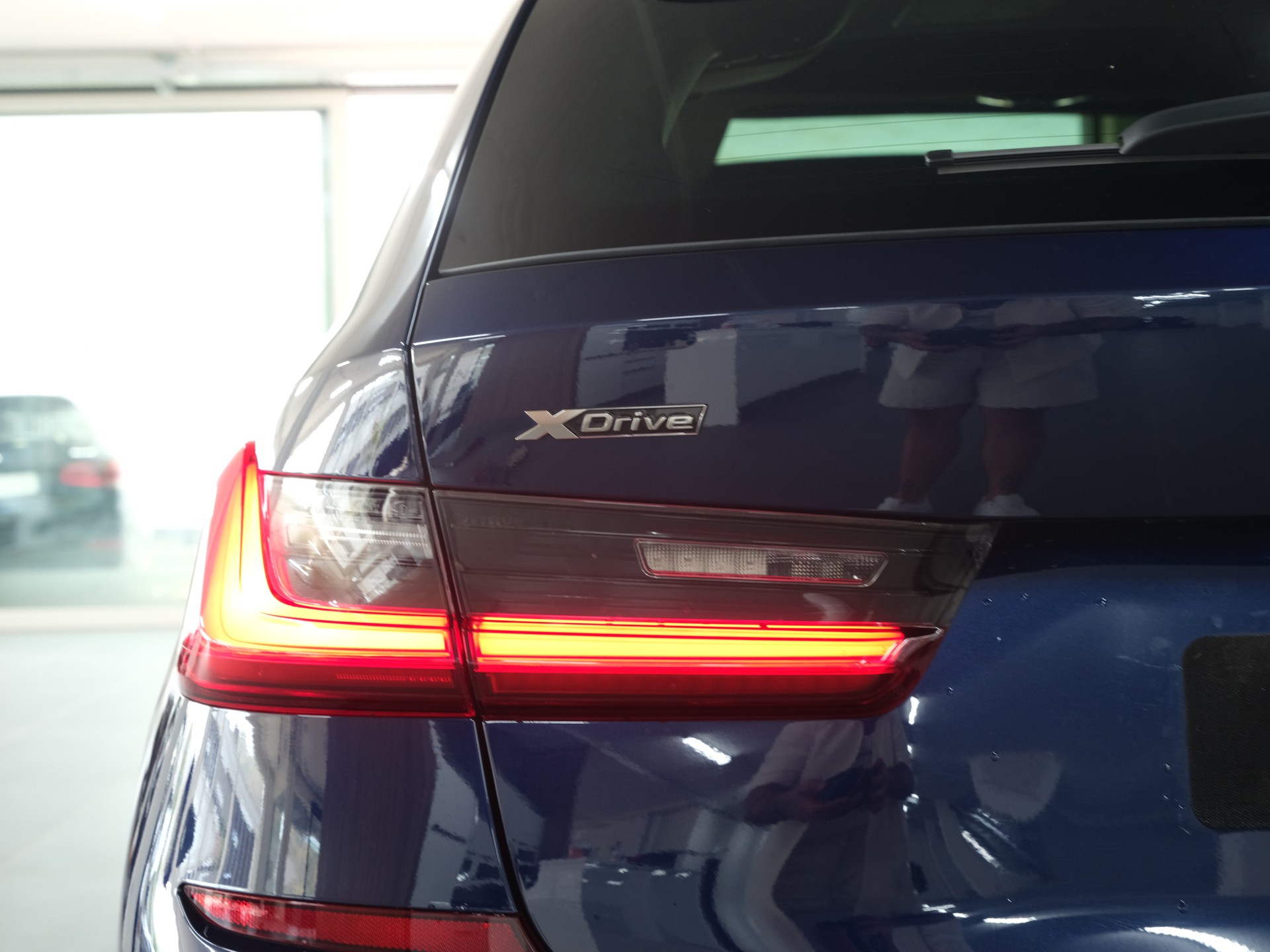 BMW M340d xDrive 48V Touring Steptronic Sport *Harman & Kardon* *360 Kamera* *Head up Display*-image-14