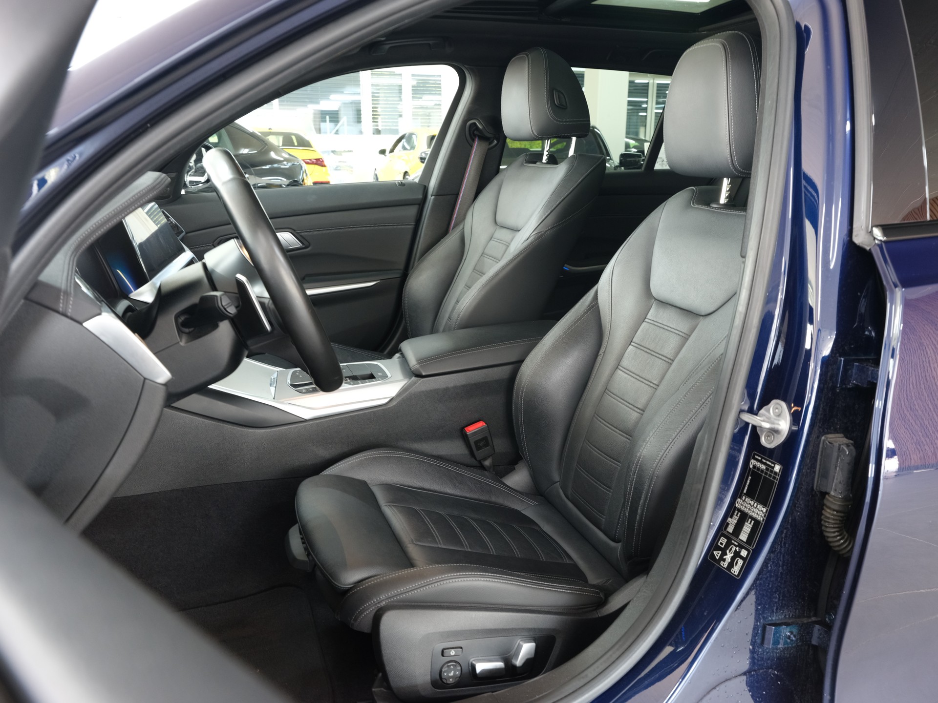 BMW M340d xDrive 48V Touring Steptronic Sport *Harman & Kardon* *360 Kamera* *Head up Display*-image-19