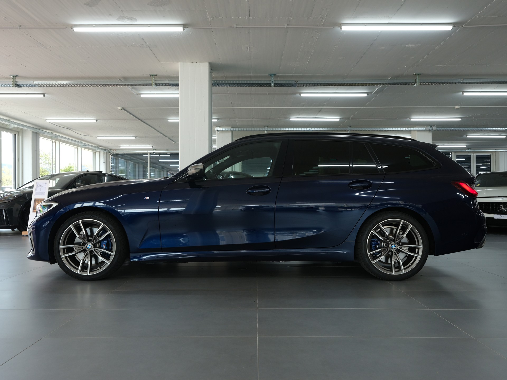 BMW M340d xDrive 48V Touring Steptronic Sport *Harman & Kardon* *360 Kamera* *Head up Display*-image-6