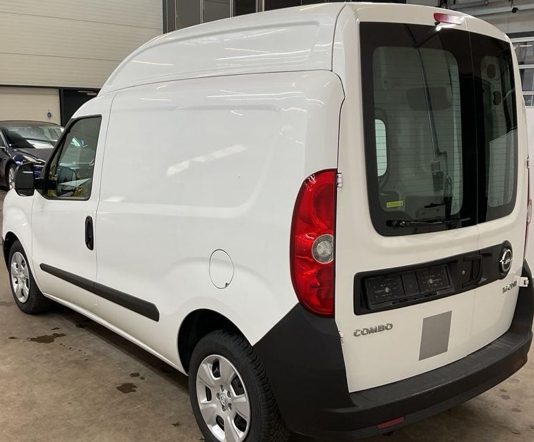 OPEL Combo 1.6 CDTI 2.2 L1H2-image-1