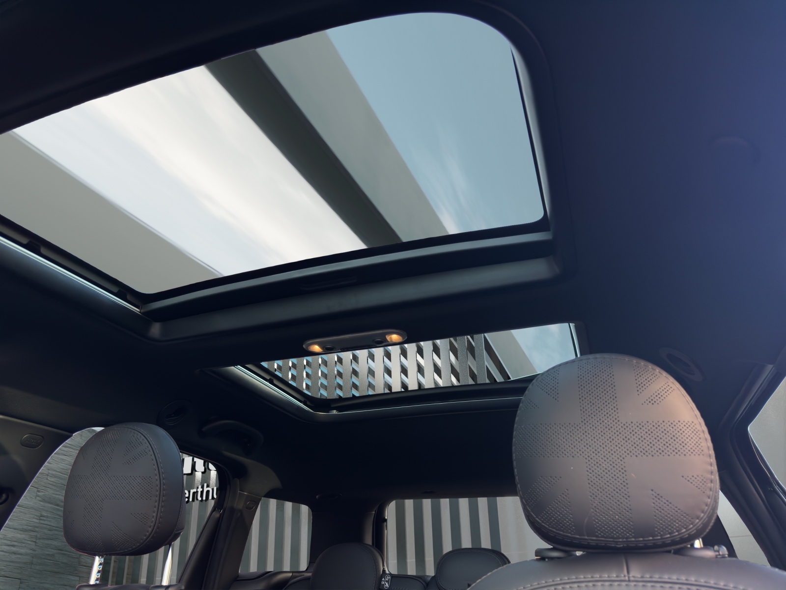 MINI Countryman F60 2.0i Cooper S ALL4 MINI YOURS TRIM II-image-19