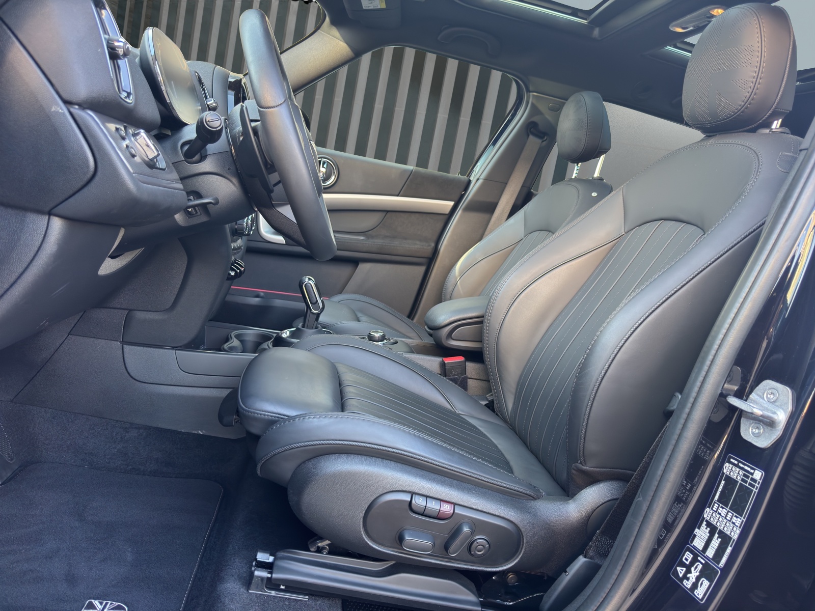 MINI Countryman F60 2.0i Cooper S ALL4 MINI YOURS TRIM II-image-17