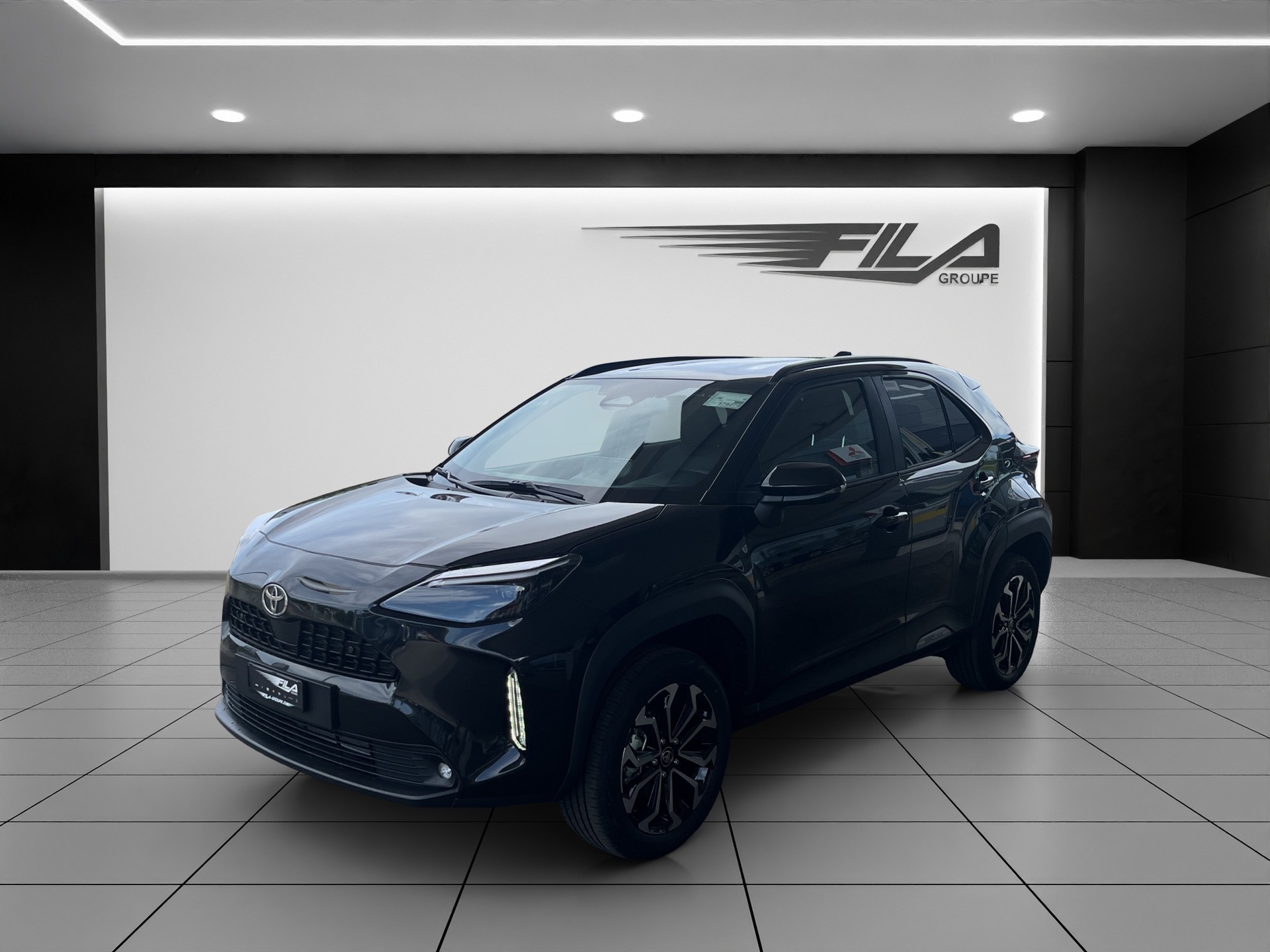 TOYOTA YARIS Cross 1.5 VVT-i HSD Trend AWD-showroom-element-1