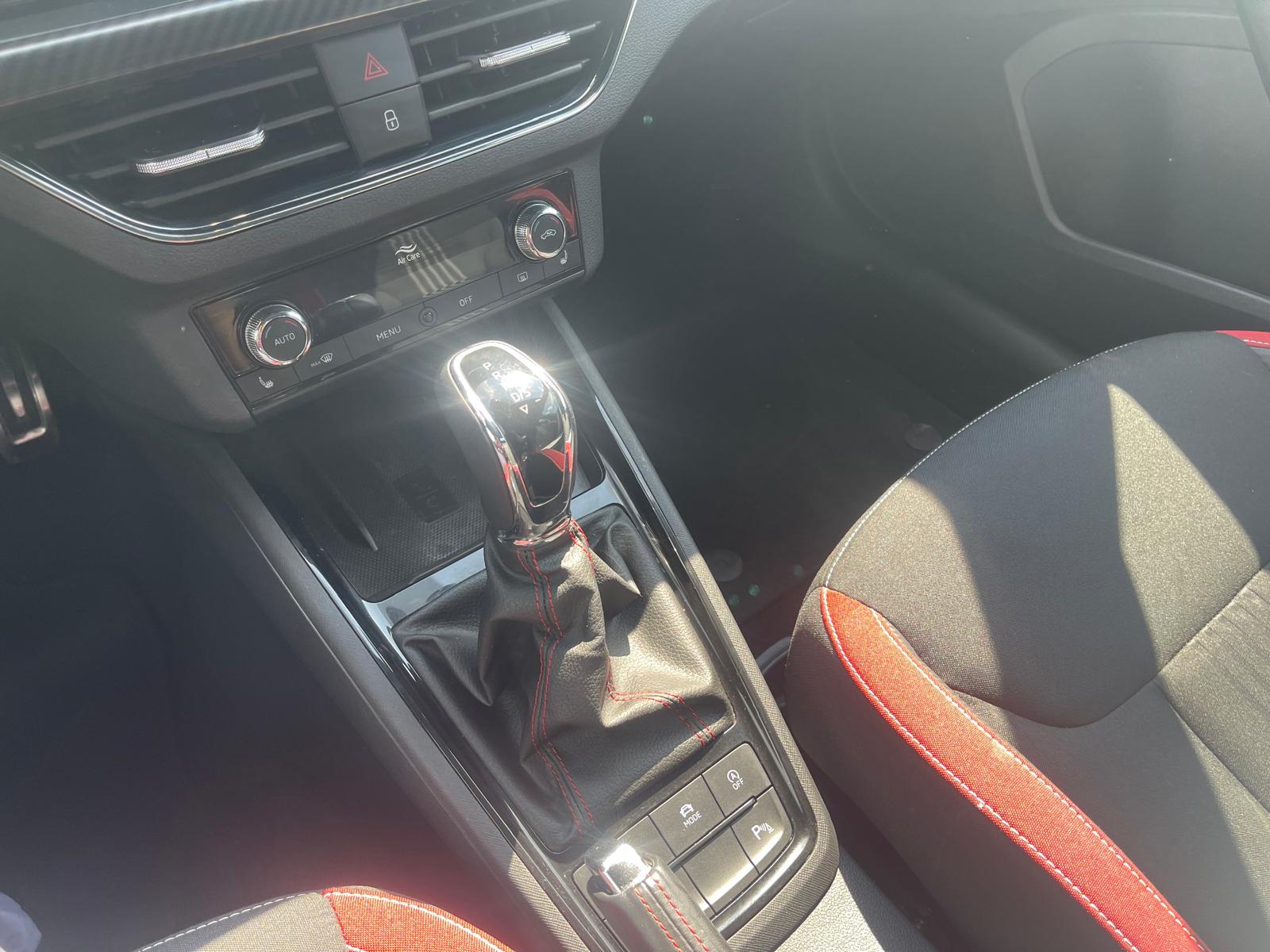 SKODA Kamiq 1.0 TSI Monte Carlo DSG-image-16
