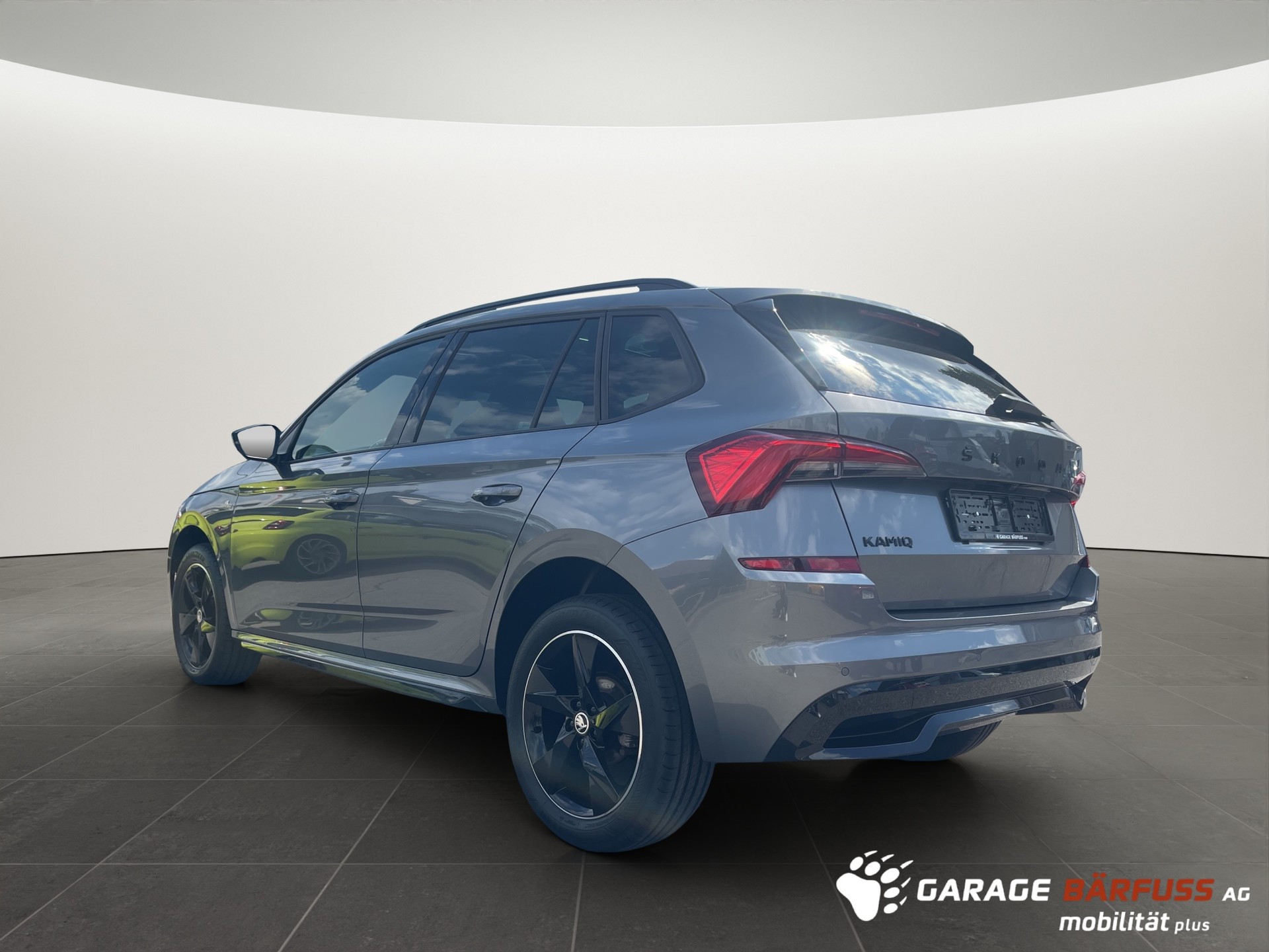 SKODA Kamiq 1.0 TSI Monte Carlo DSG-image-2