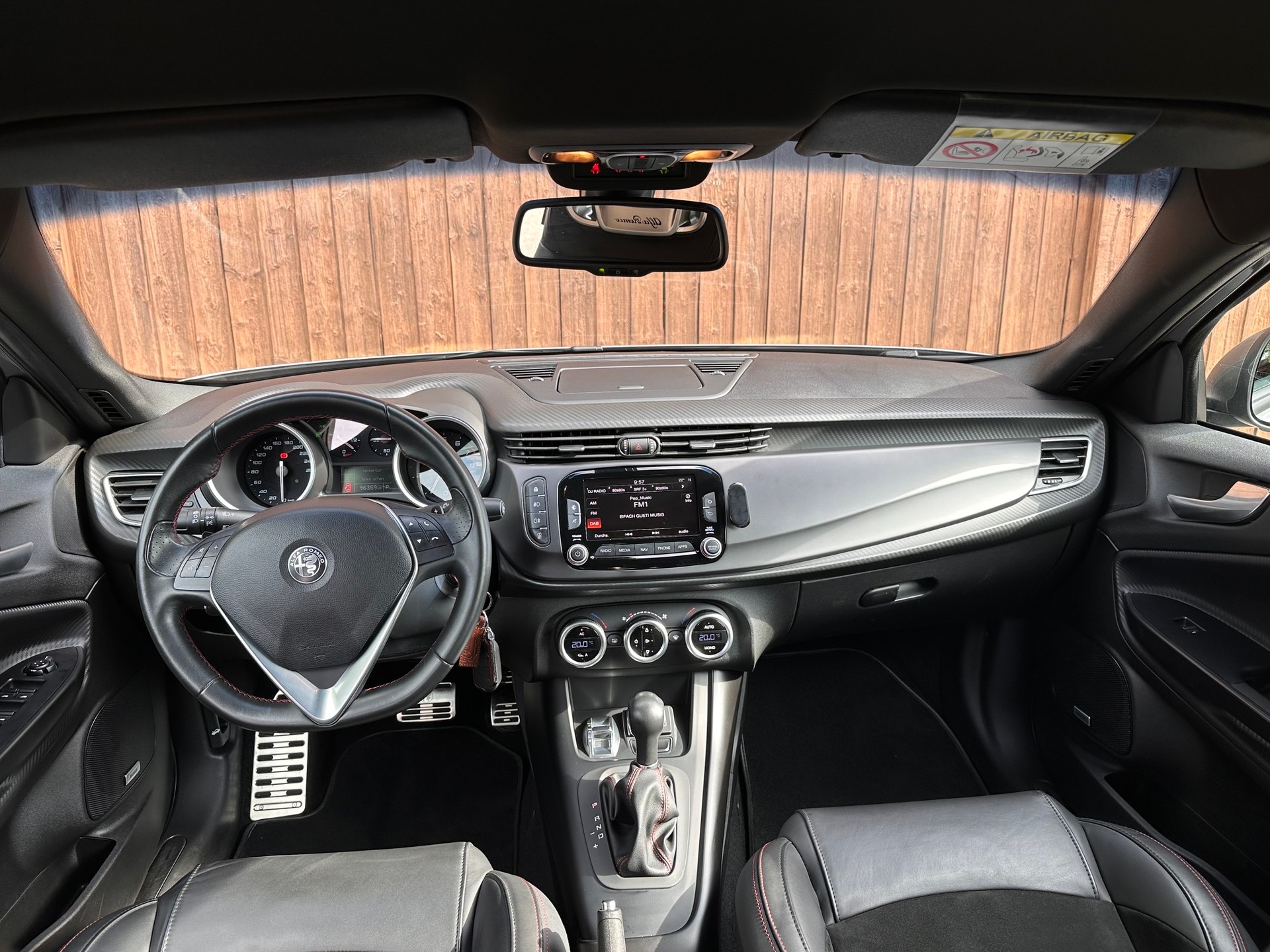 ALFA ROMEO Giulietta 1750 TBi Veloce TCT-image-9