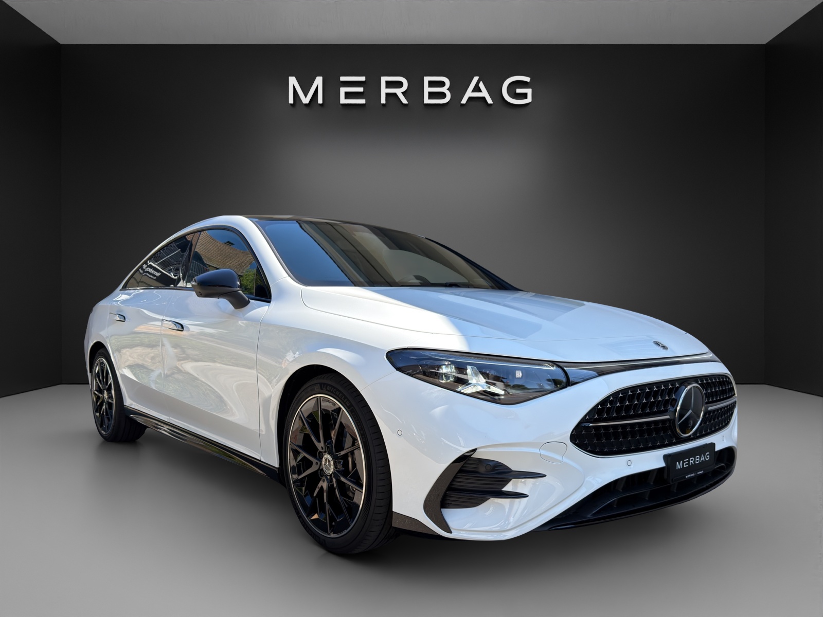 MERCEDES-BENZ CLA 200 8G-DCT 4Matic-image-0