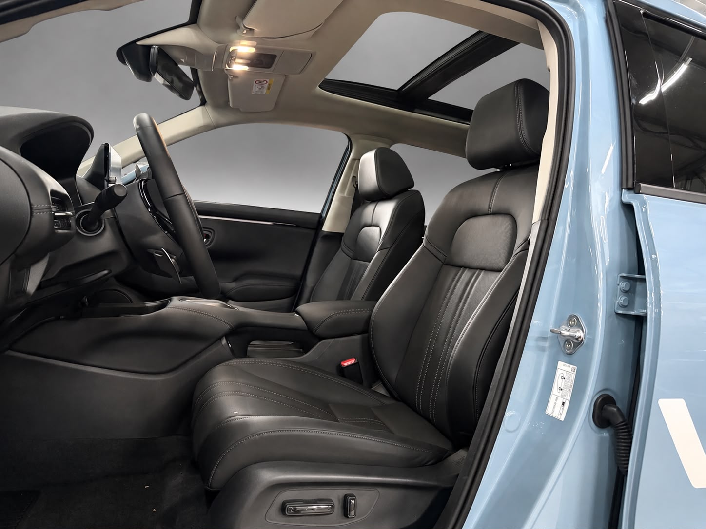 HONDA ZR-V 2.0i MMD Hybrid Advance Automatic-image-5