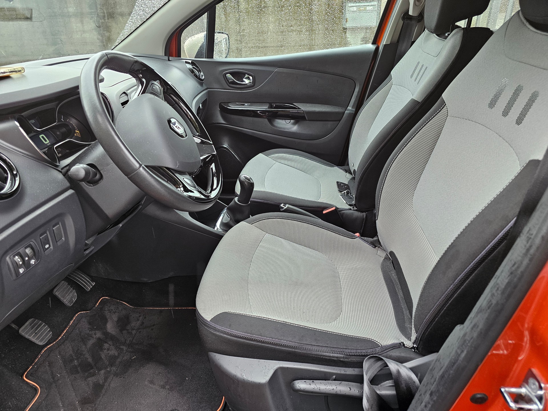 RENAULT Captur 0.9 12V Dynamique-image-10