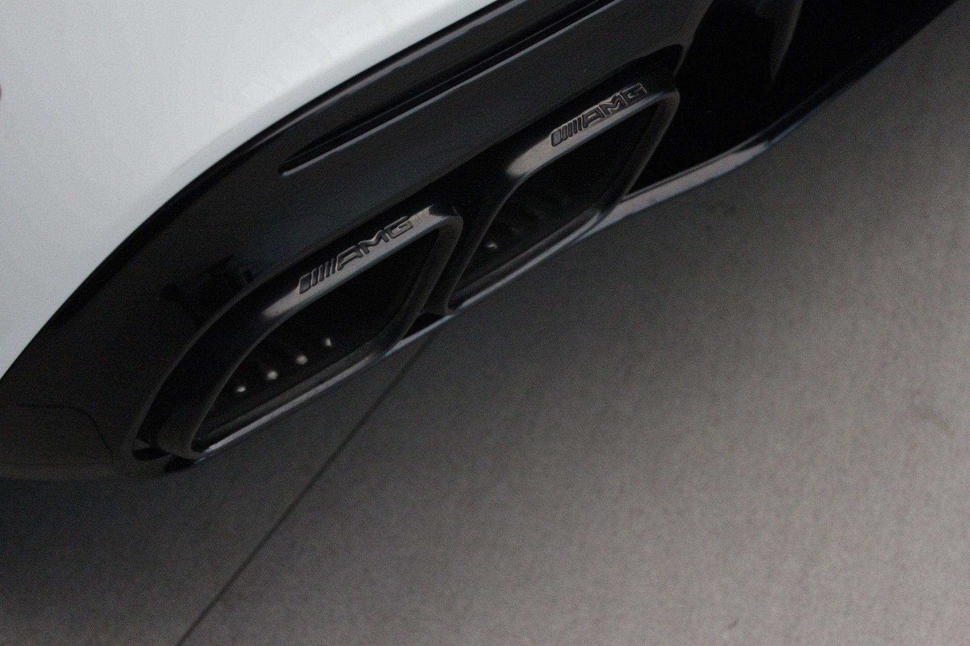 MERCEDES-BENZ C 63 S AMG-image-13