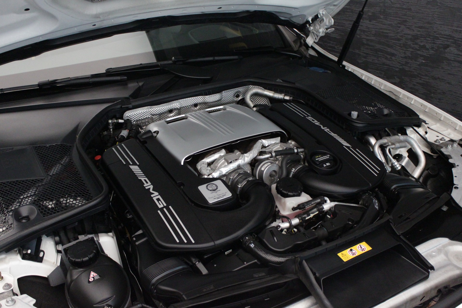 MERCEDES-BENZ C 63 S AMG-image-22