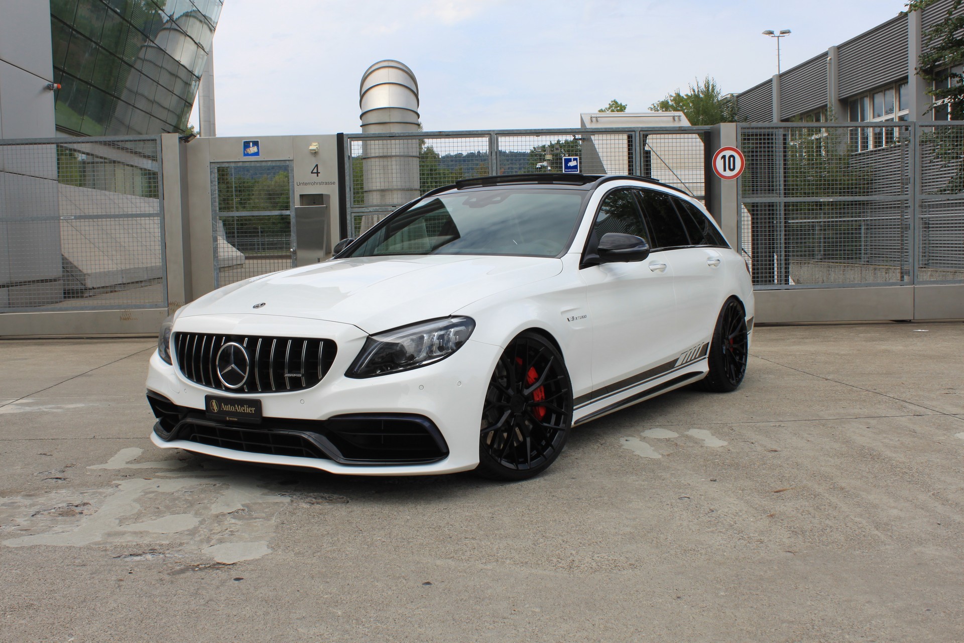 MERCEDES-BENZ C 63 S AMG-image-6