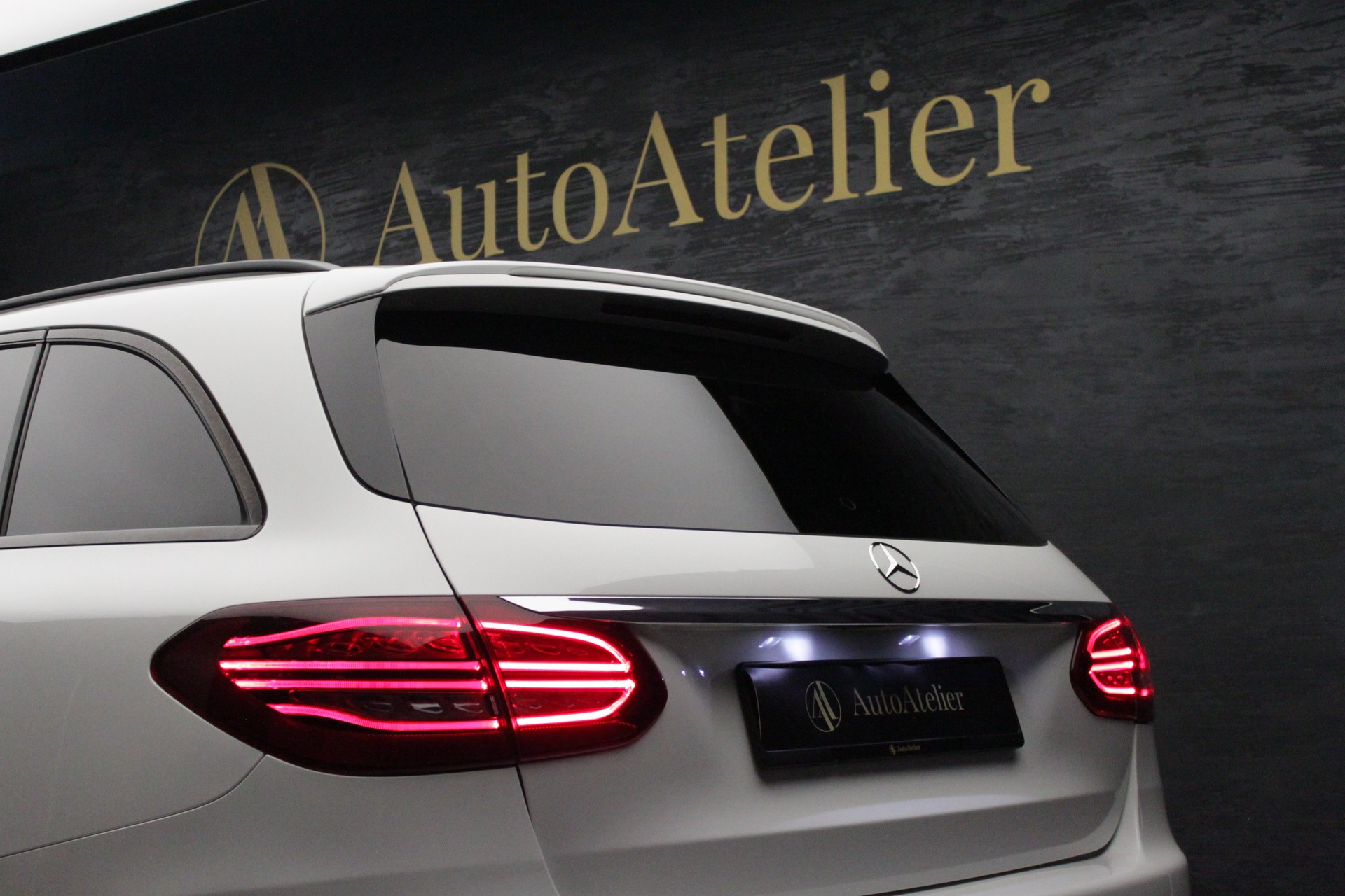 MERCEDES-BENZ C 63 S AMG-image-12