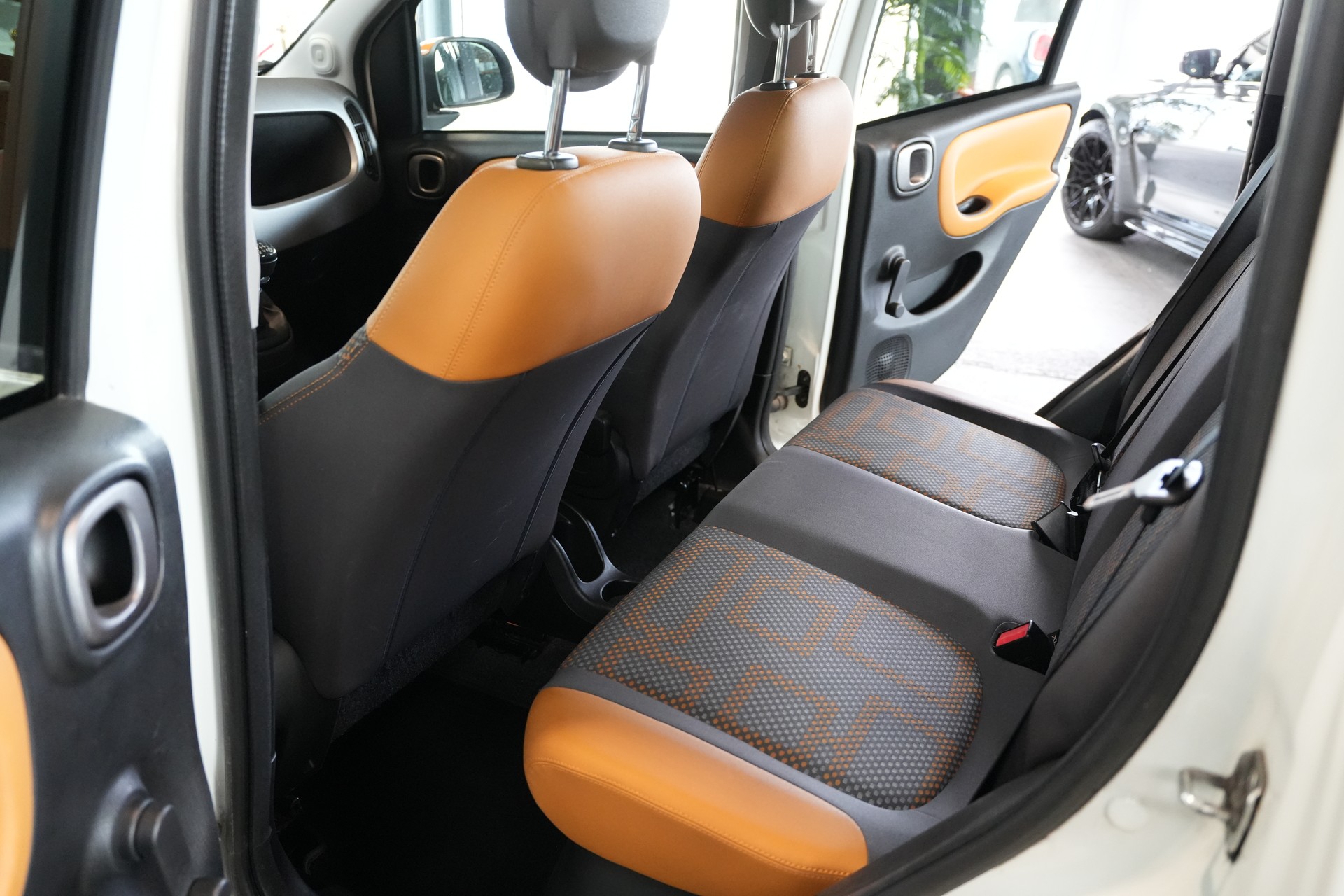 FIAT Panda 0.9 Twinair Turbo Antartica 4x4-image-8
