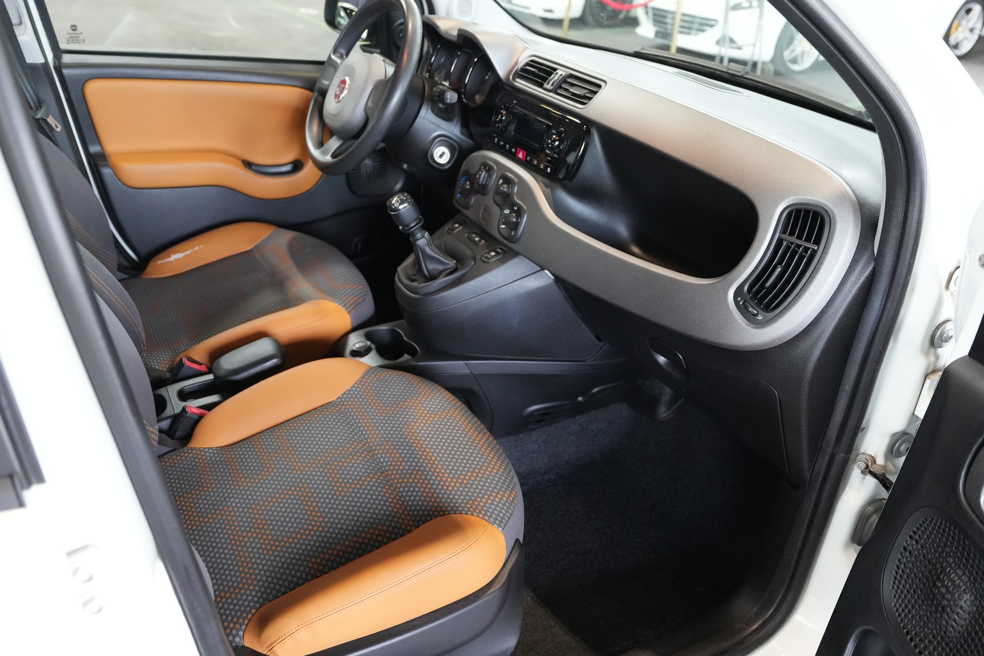 FIAT Panda 0.9 Twinair Turbo Antartica 4x4-image-10