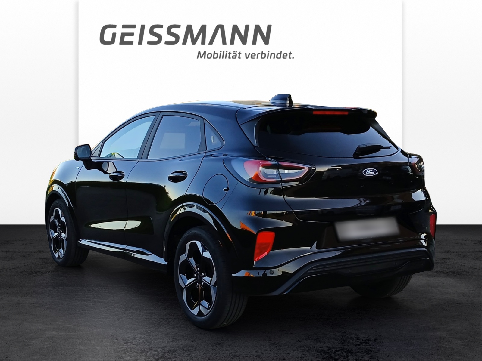 FORD Puma 1.0 EcoB Hybrid 155 ST-Line X Black & White Edition-image-2