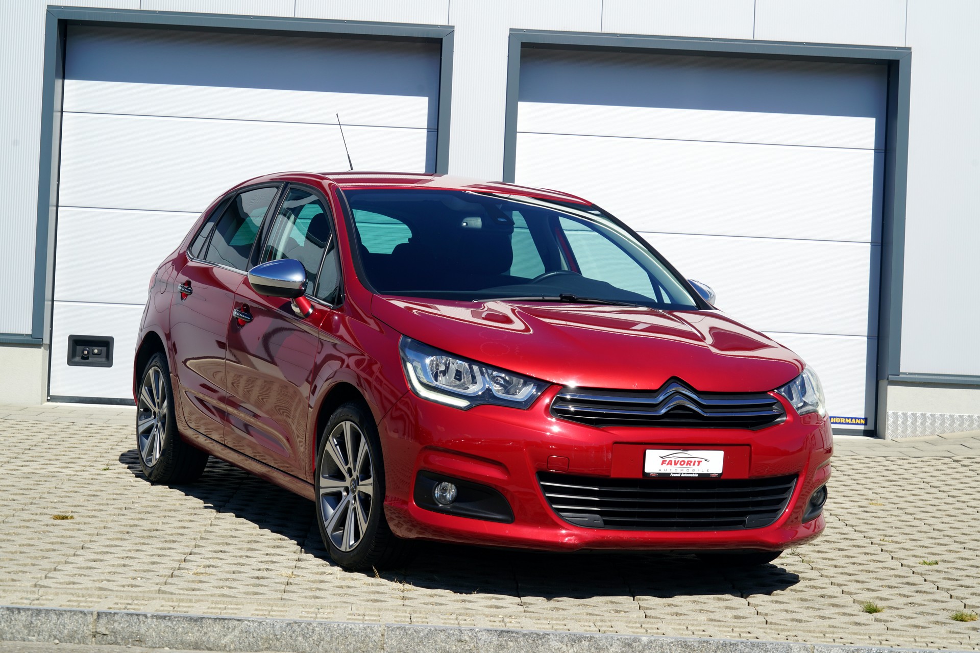 CITROEN C4 1.2 Pure Tech Feel Edition Automatic (CH)-image-1